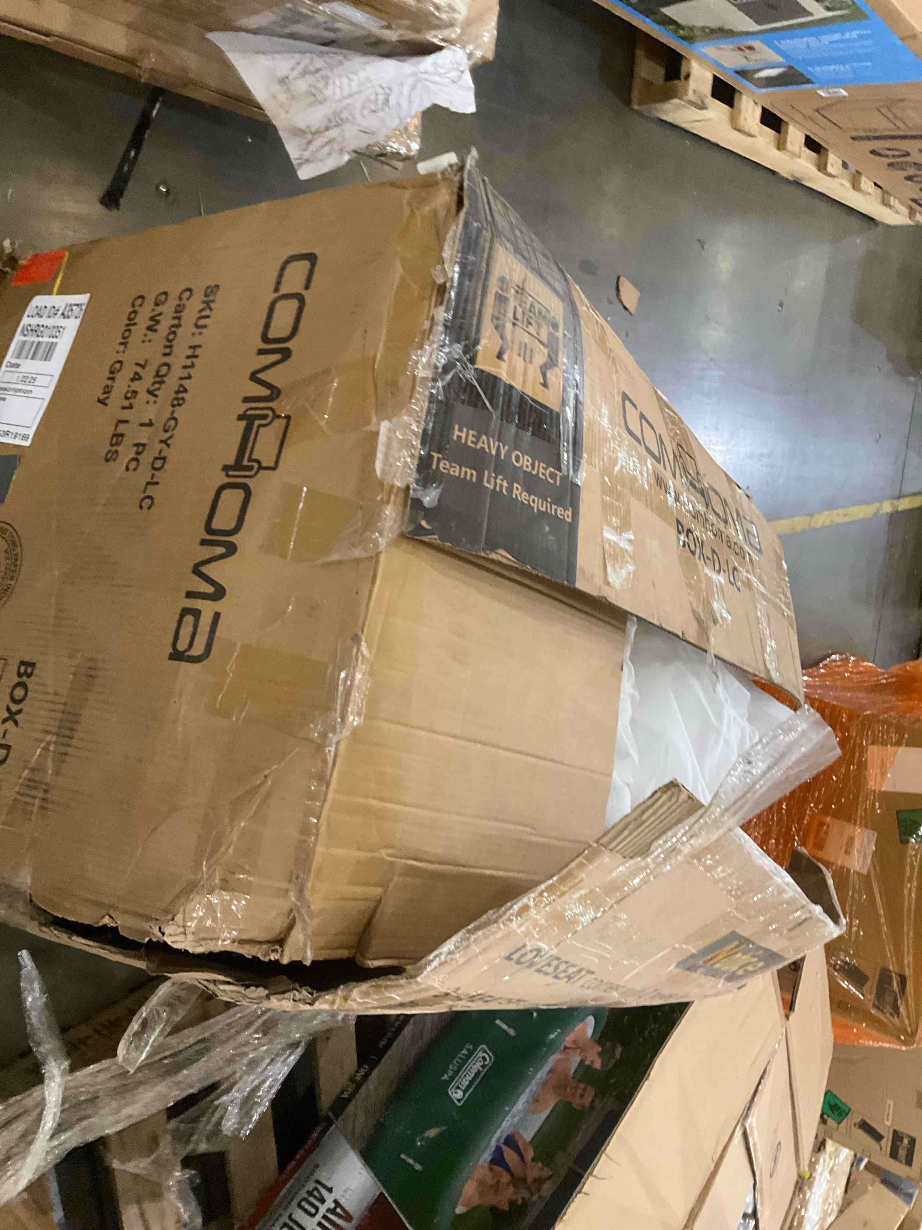 https://s3.amazonaws.com/lotting-images-prod/bidfta/PNK0283014_1738082921302.jpeg
