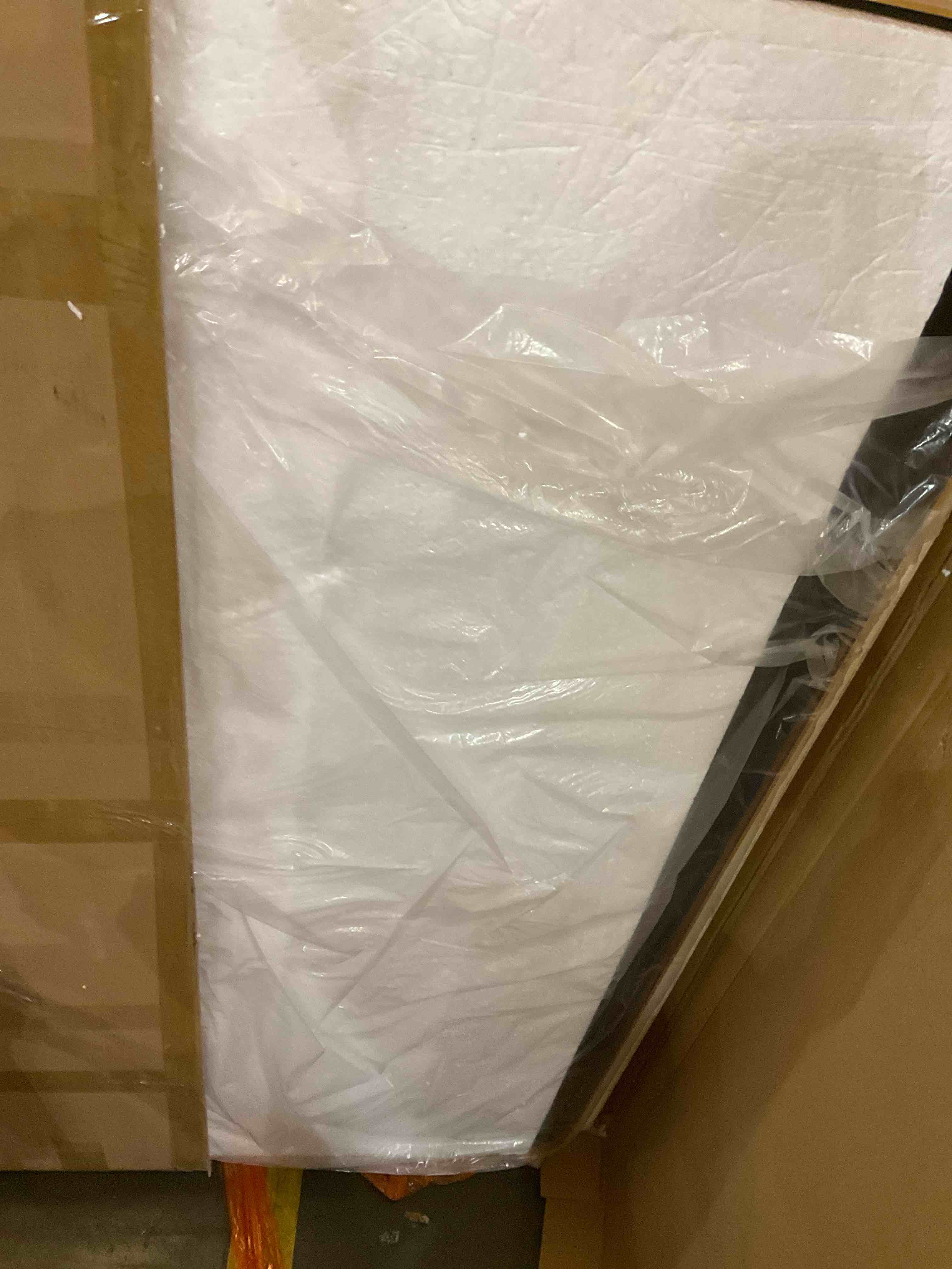 https://s3.amazonaws.com/lotting-images-prod/bidfta/PNK0283043_1738080552001.jpeg