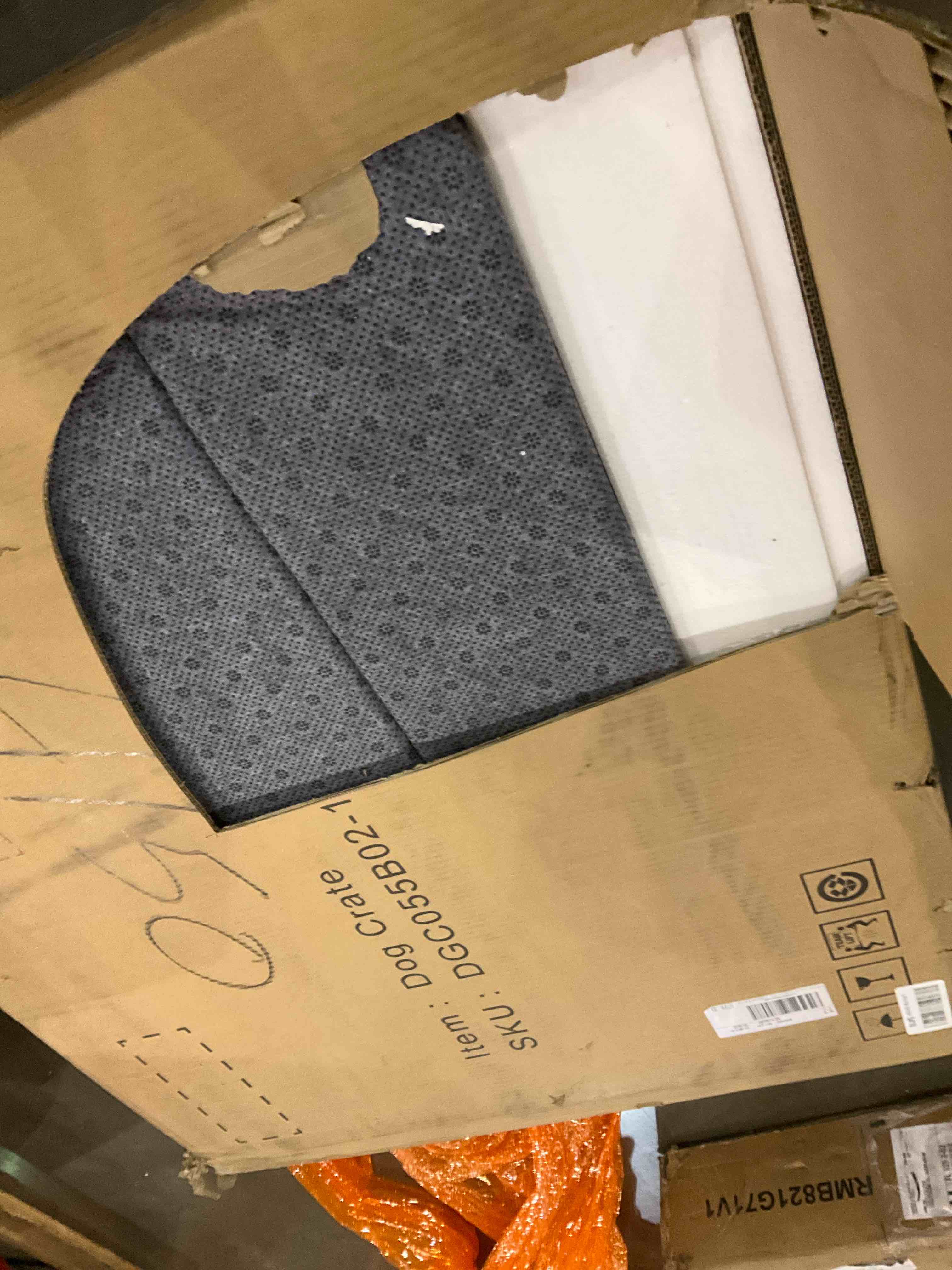 https://s3.amazonaws.com/lotting-images-prod/bidfta/PNK0283161_1738069122039.jpeg