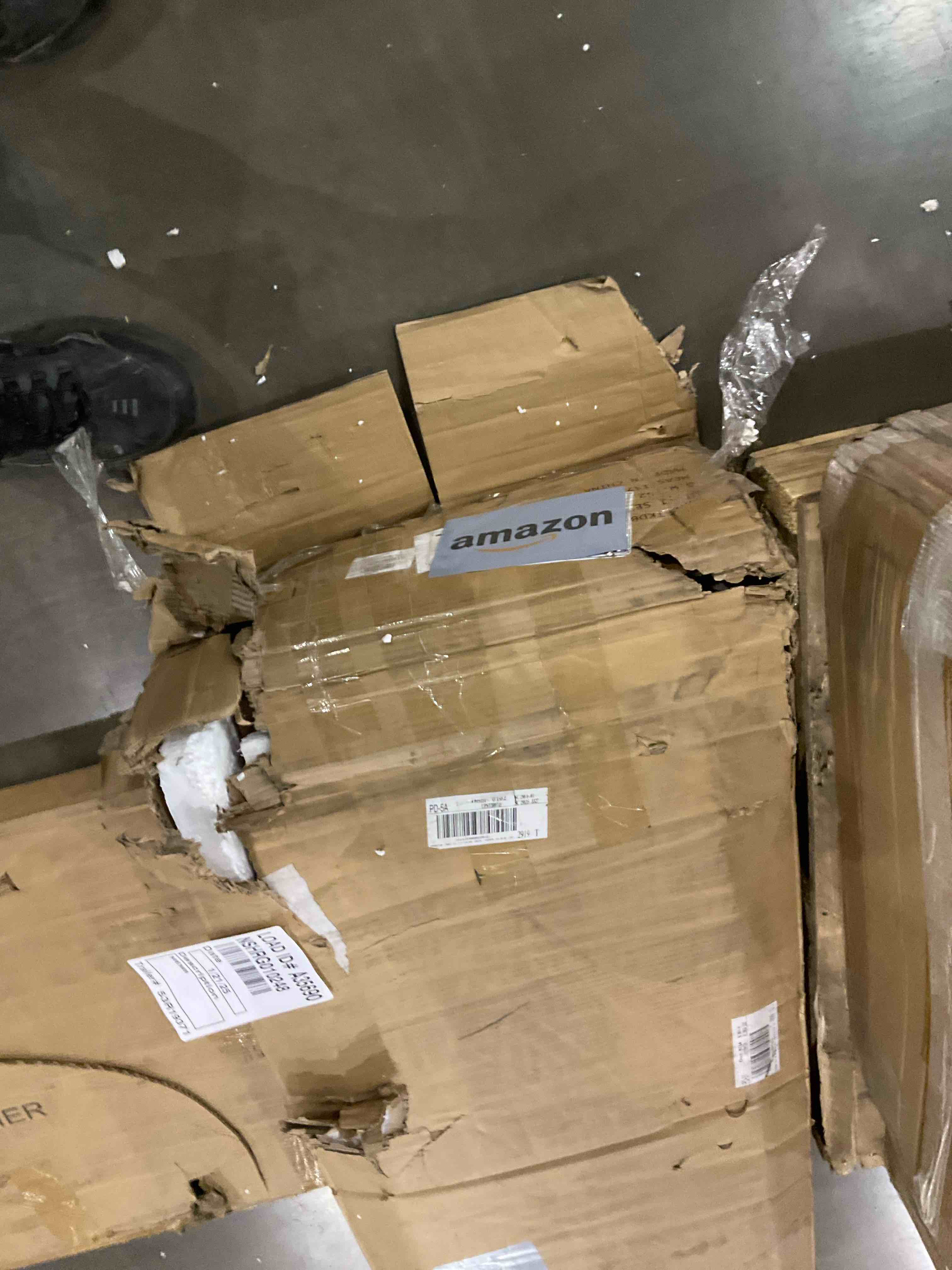 https://s3.amazonaws.com/lotting-images-prod/bidfta/PNK0283166_1738068572060.jpeg