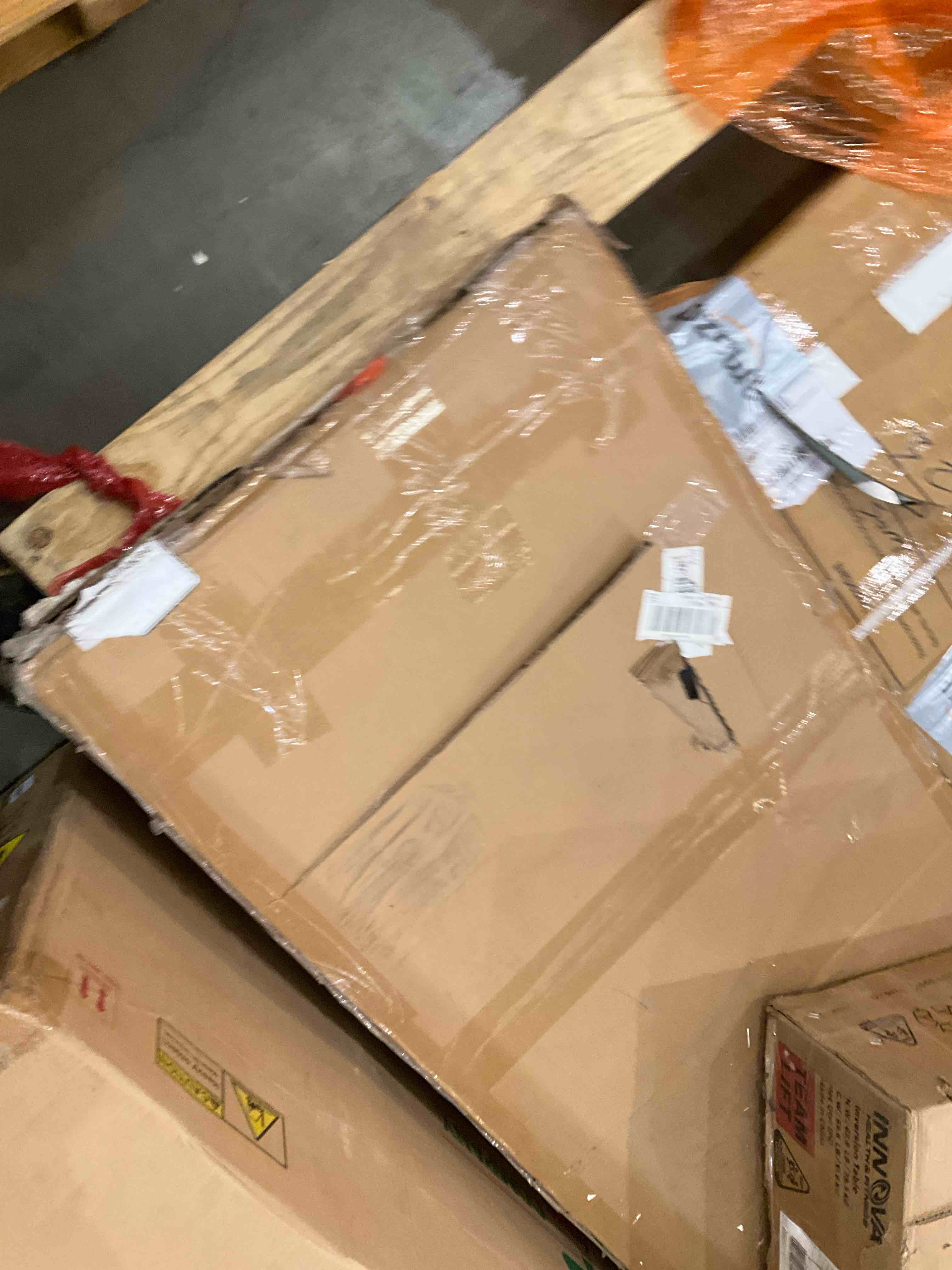 https://s3.amazonaws.com/lotting-images-prod/bidfta/PNK0283206_1738007611485.jpeg