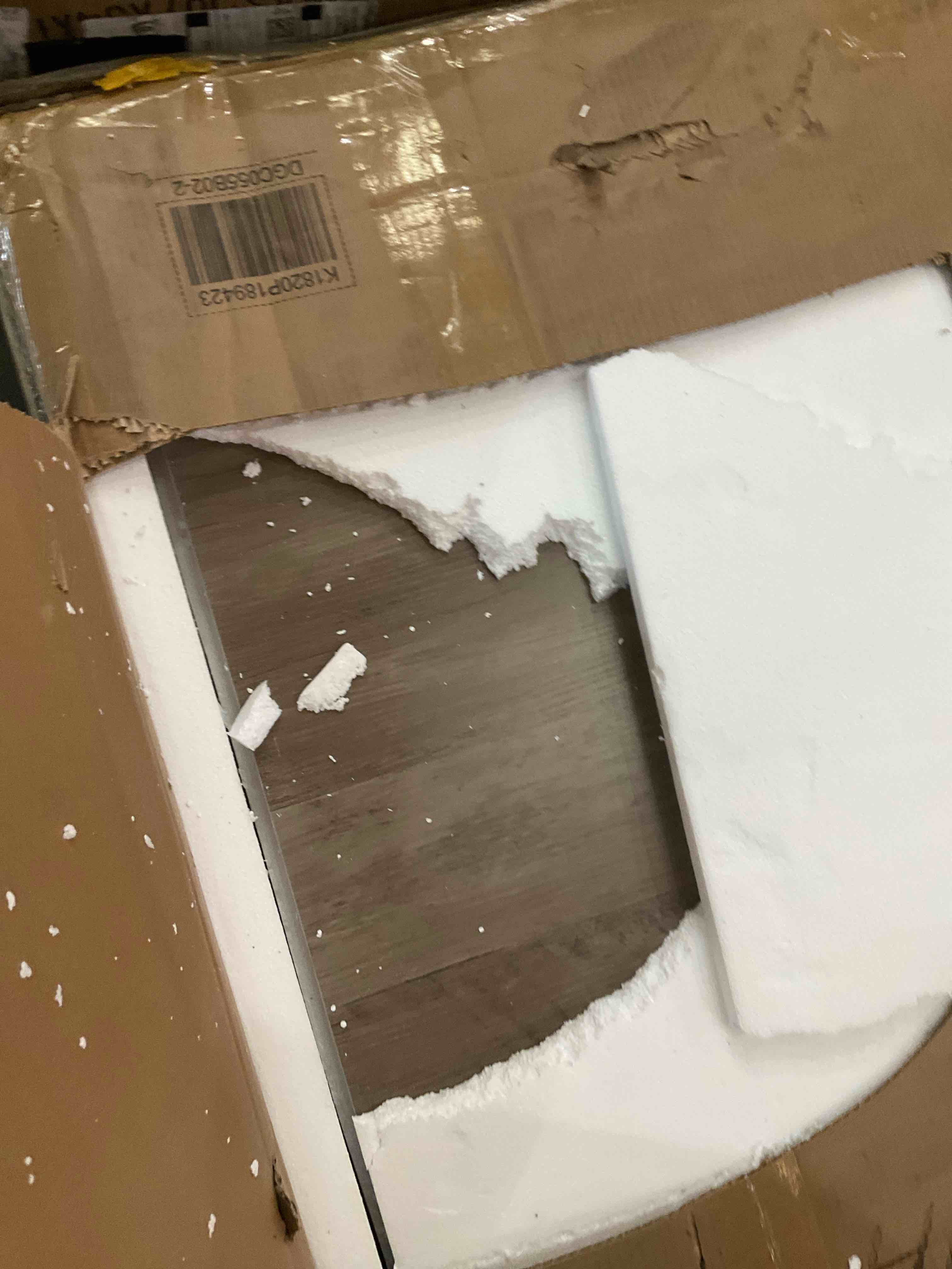 https://s3.amazonaws.com/lotting-images-prod/bidfta/PNK0283215_1738006740403.jpeg