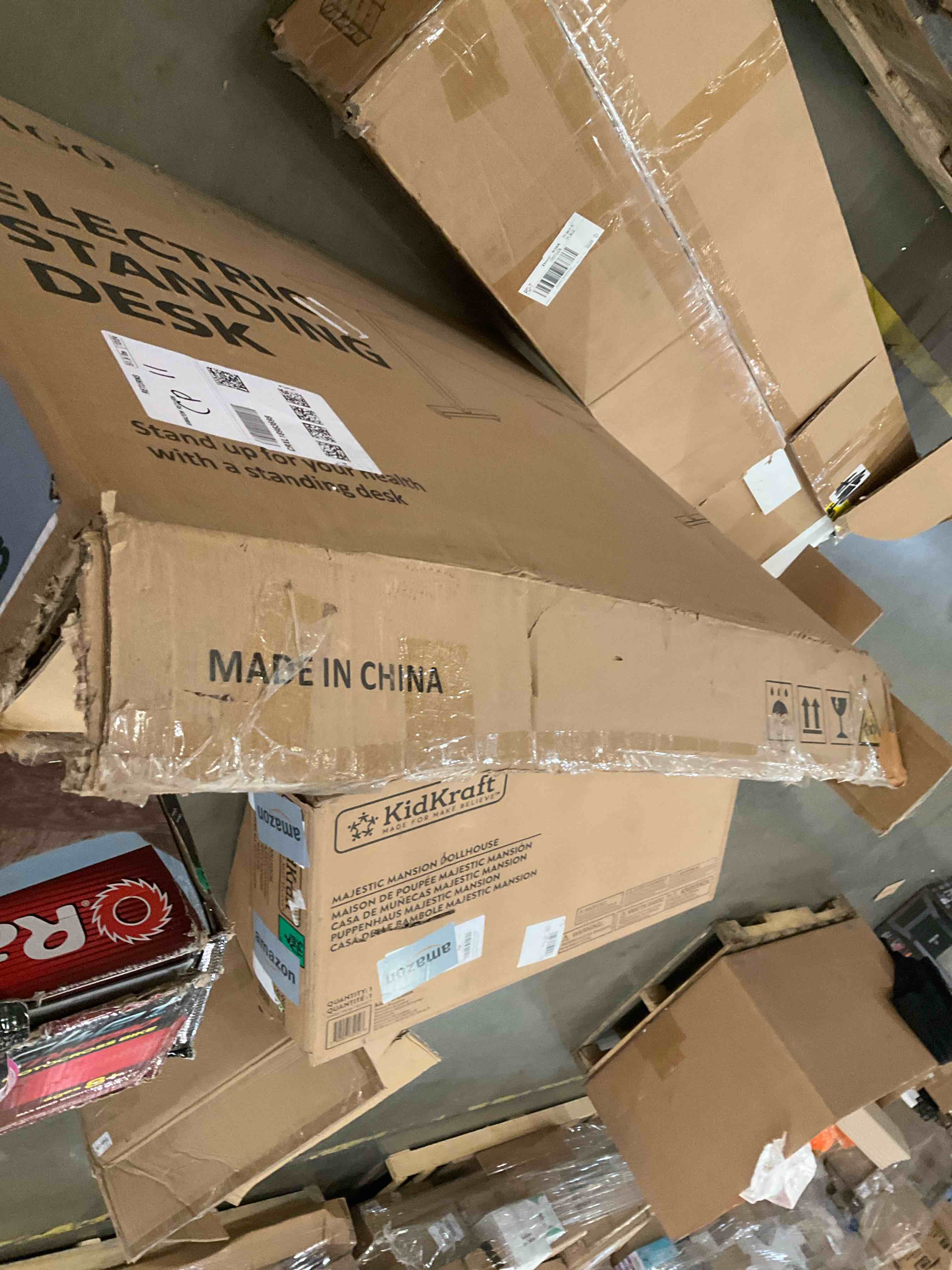 https://s3.amazonaws.com/lotting-images-prod/bidfta/PNK0283273_1738000427629.jpeg