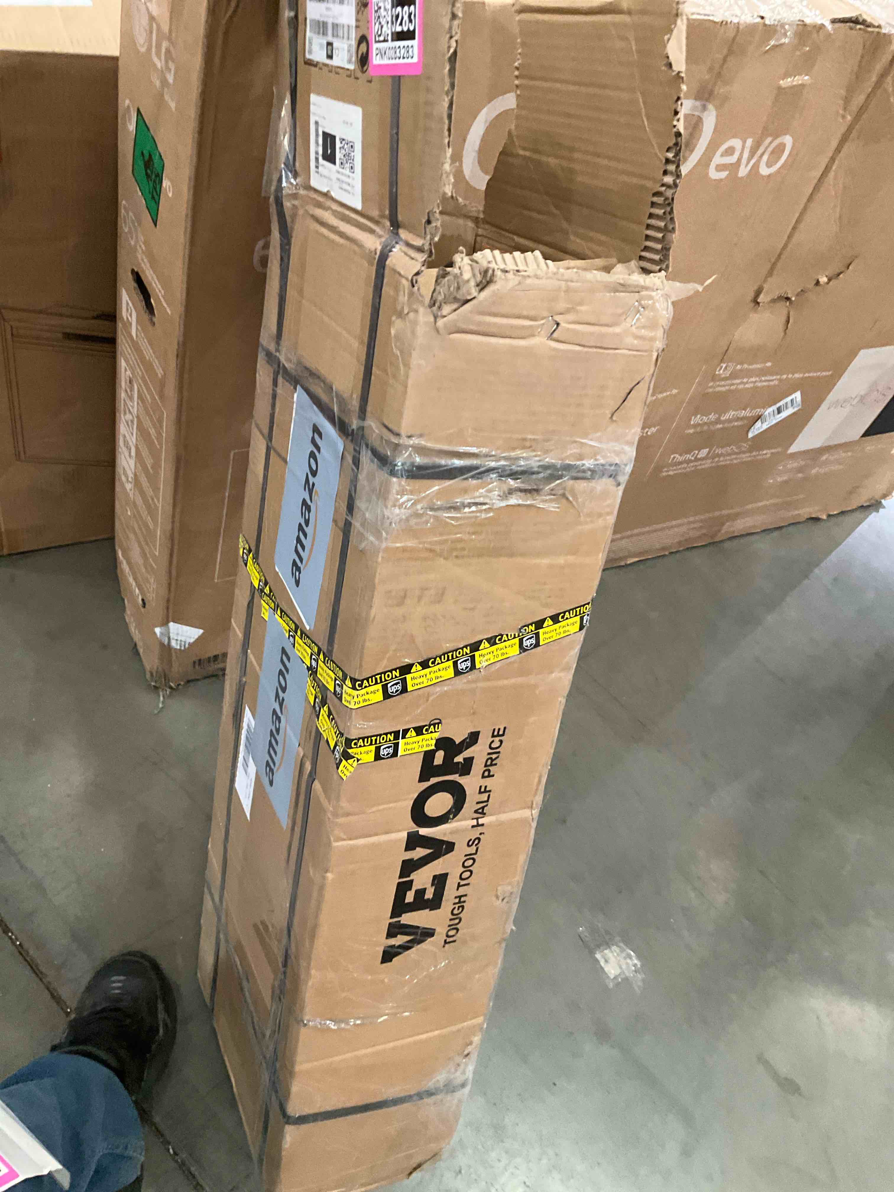 https://s3.amazonaws.com/lotting-images-prod/bidfta/PNK0283283_1737999598354.jpeg