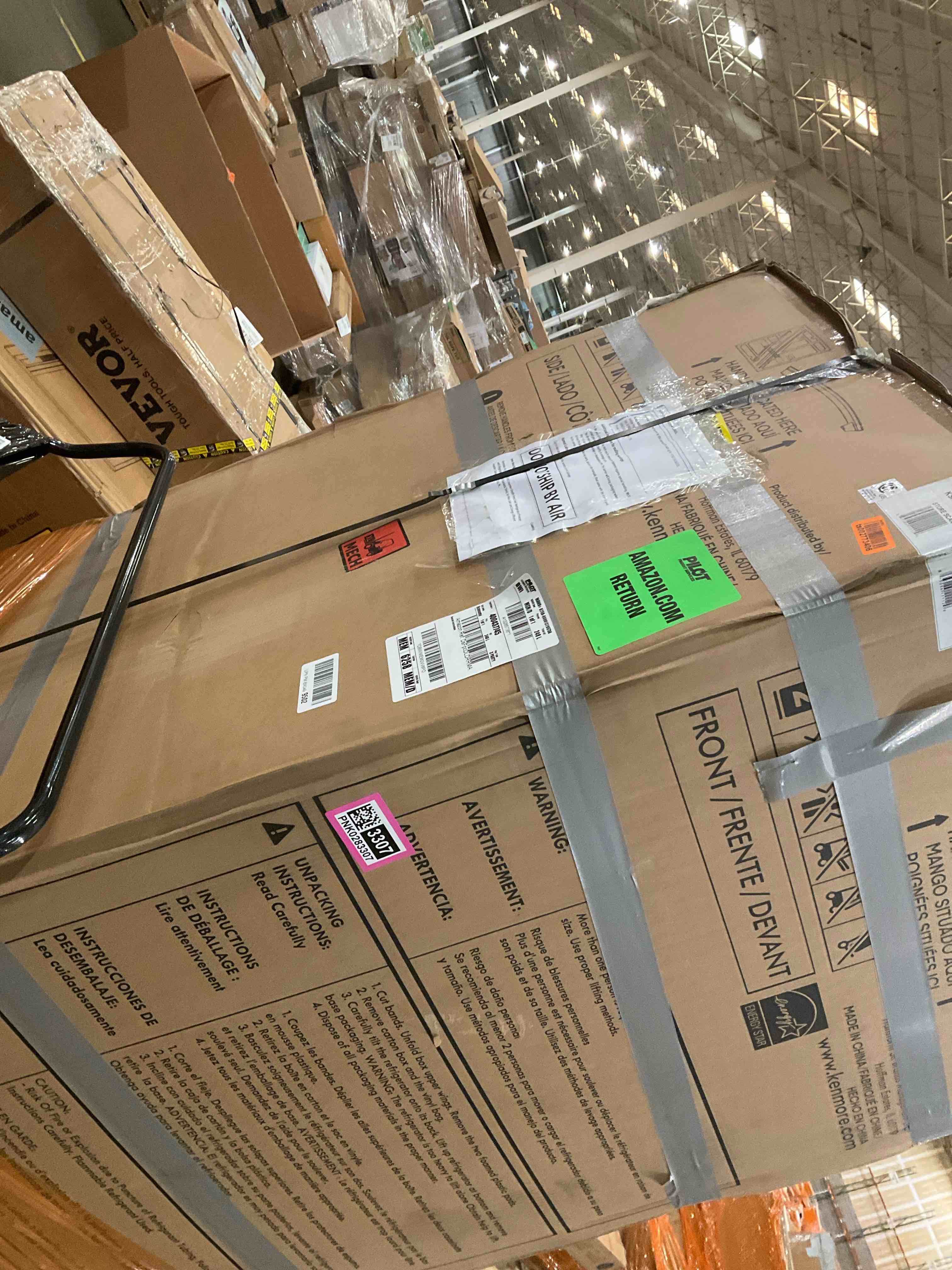 https://s3.amazonaws.com/lotting-images-prod/bidfta/PNK0283307_1737995055332.jpeg