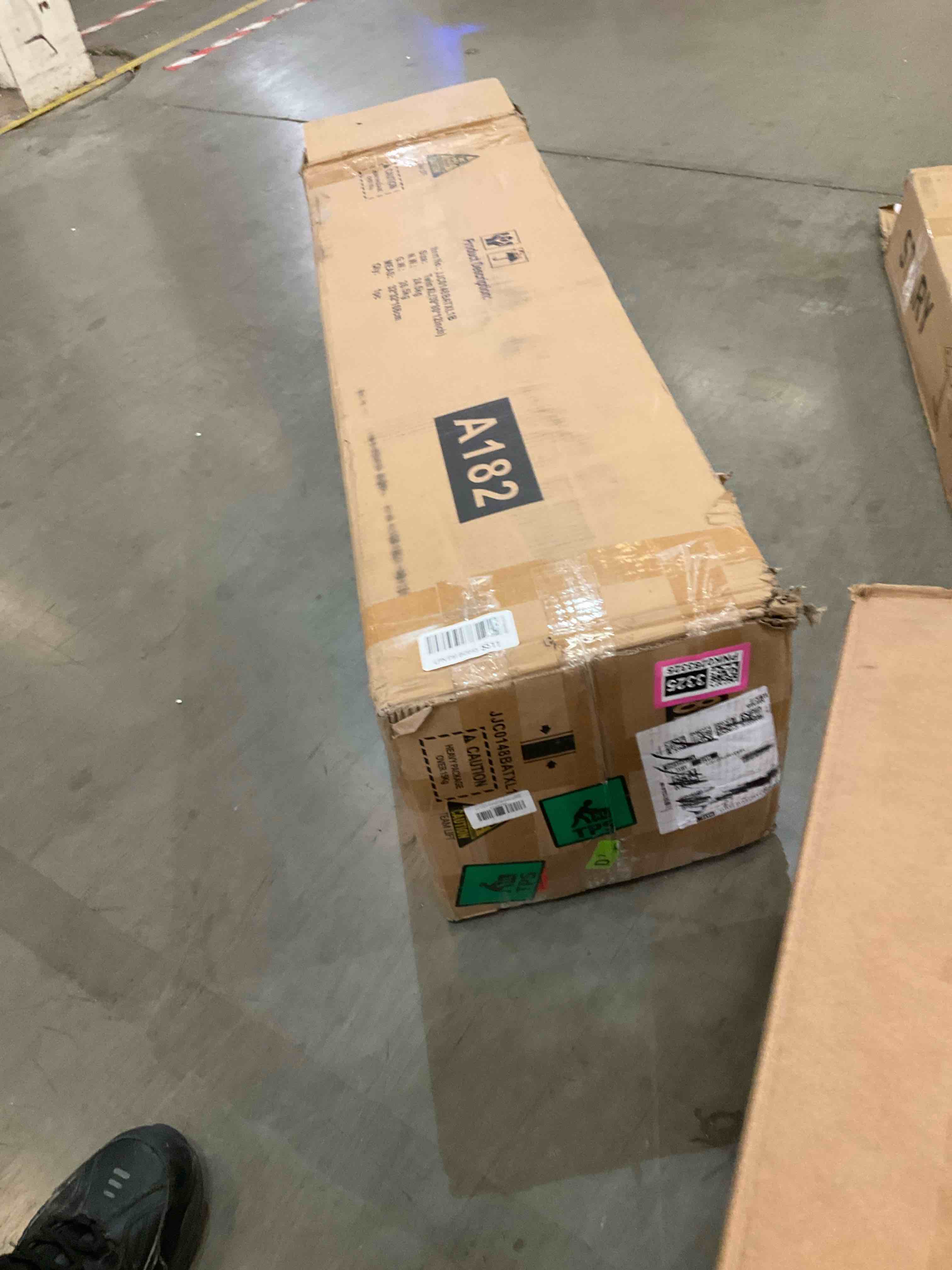 https://s3.amazonaws.com/lotting-images-prod/bidfta/PNK0283325_1737993626530.jpeg