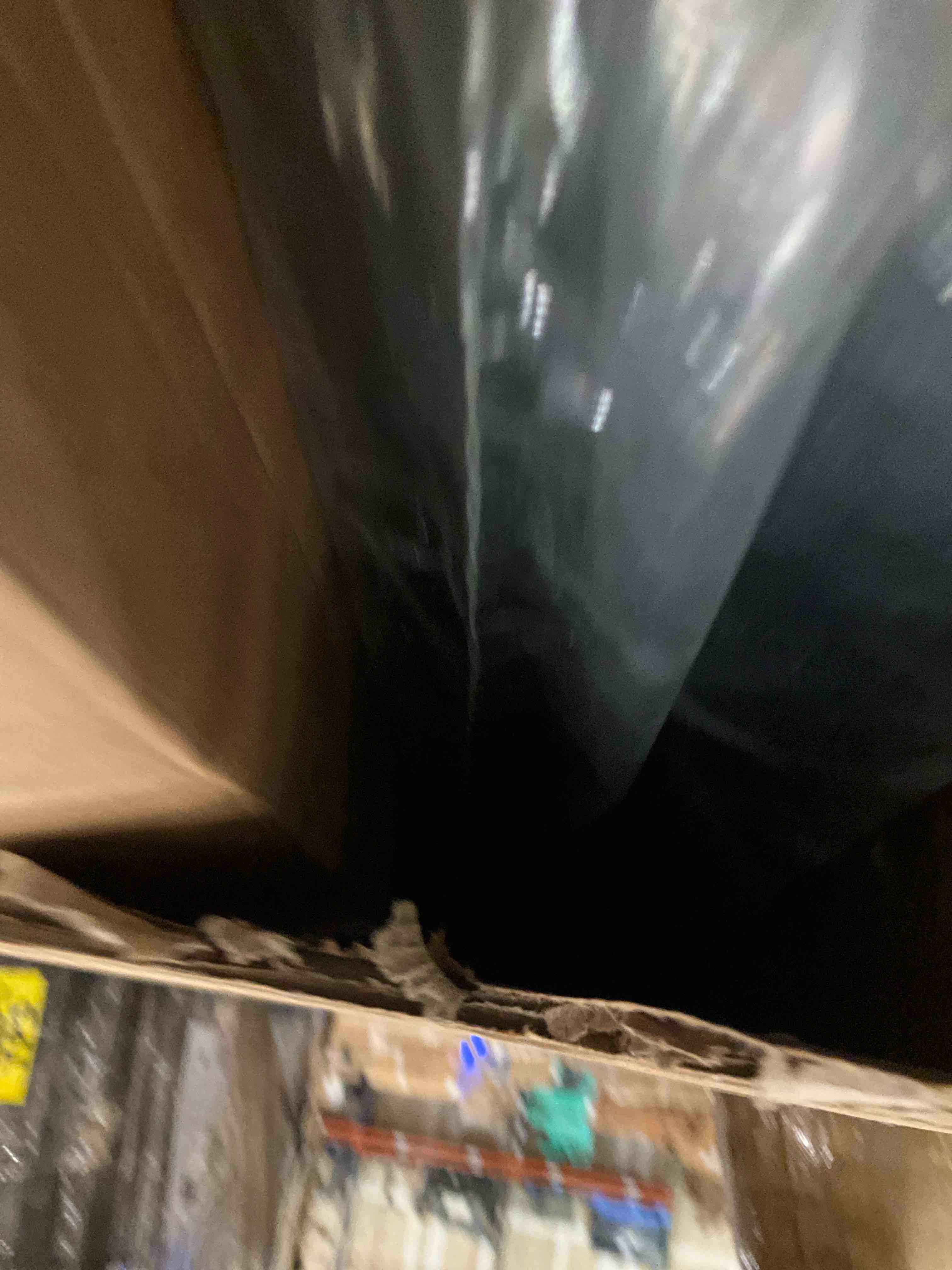 https://s3.amazonaws.com/lotting-images-prod/bidfta/PNK0283328_1737993449795.jpeg