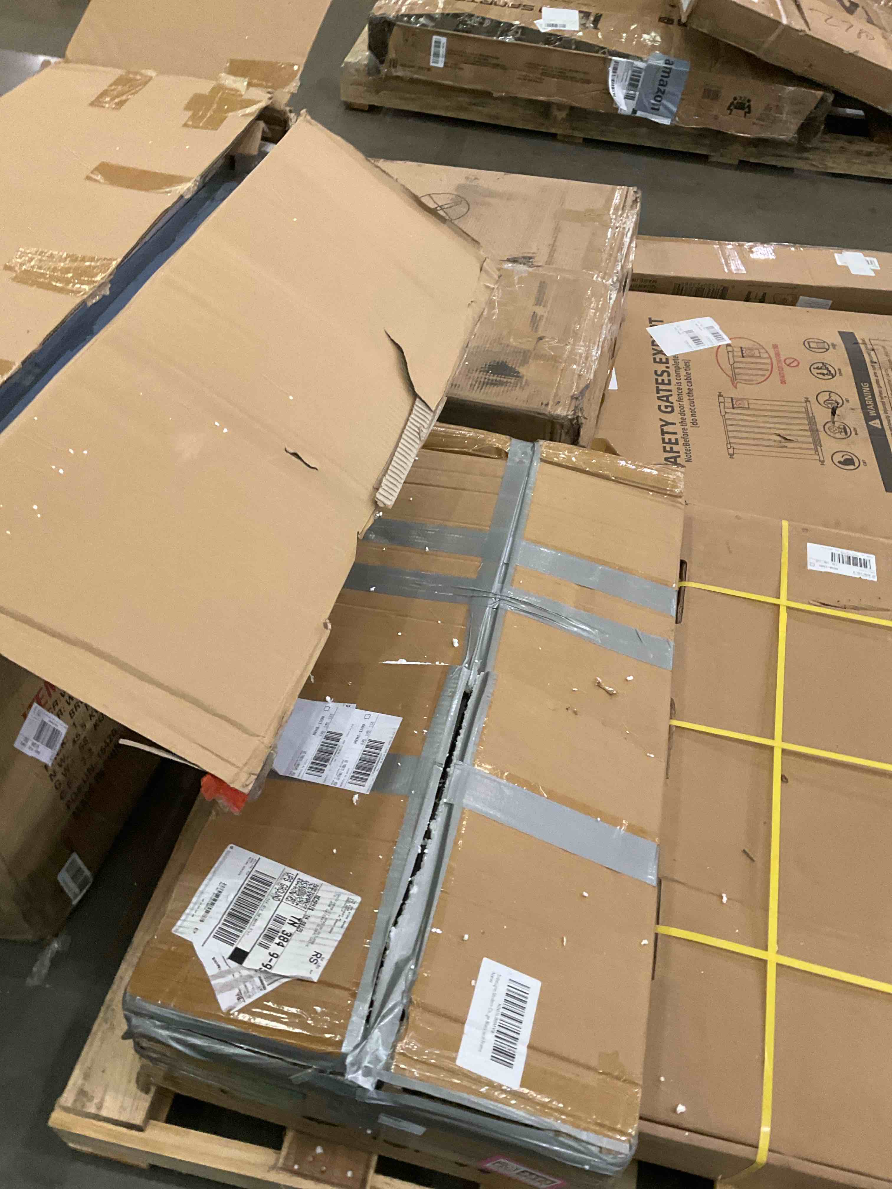 https://s3.amazonaws.com/lotting-images-prod/bidfta/PNK0283373_1737990406555.jpeg