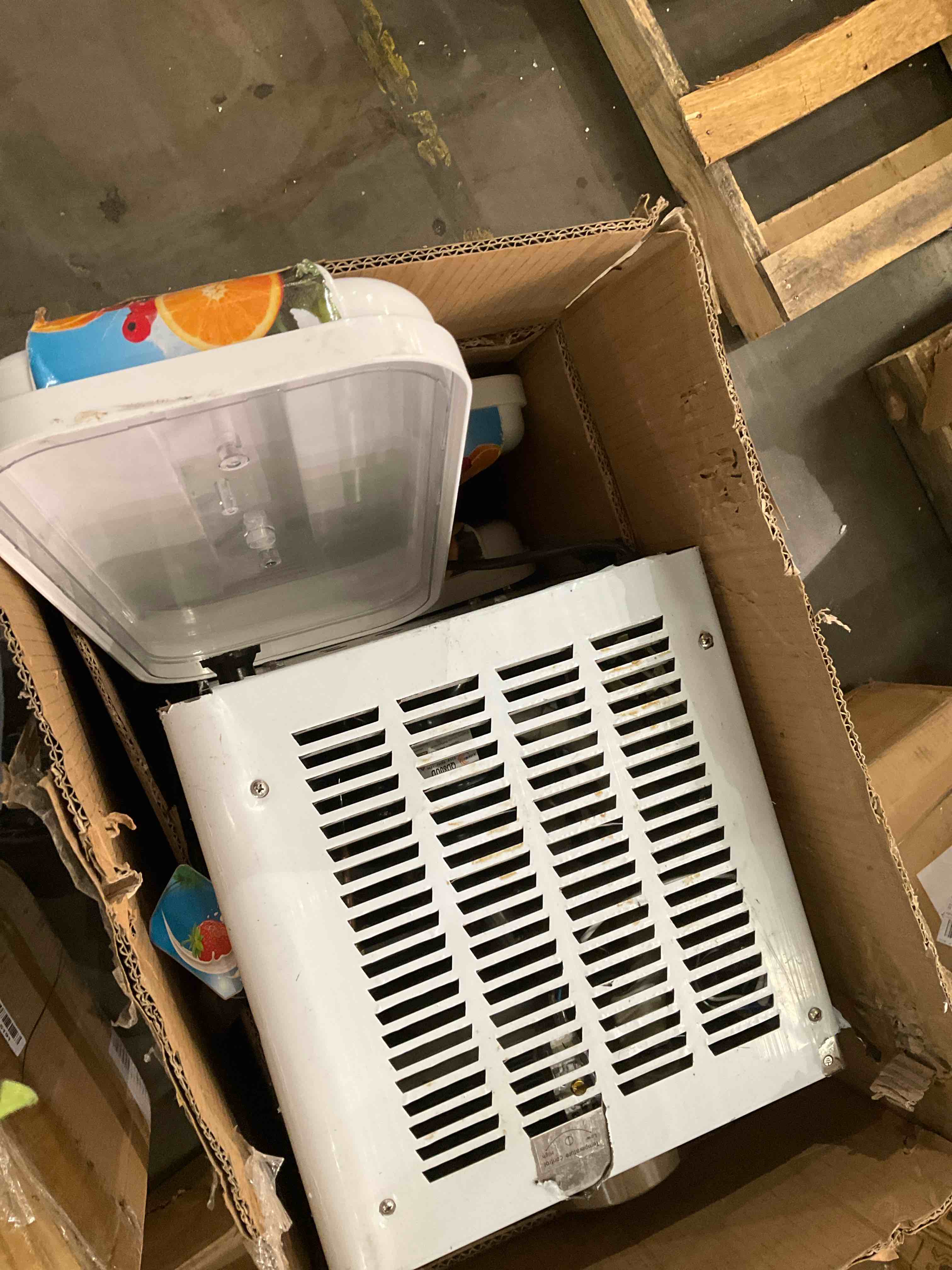 smoothie/ juice machine, incomplete 