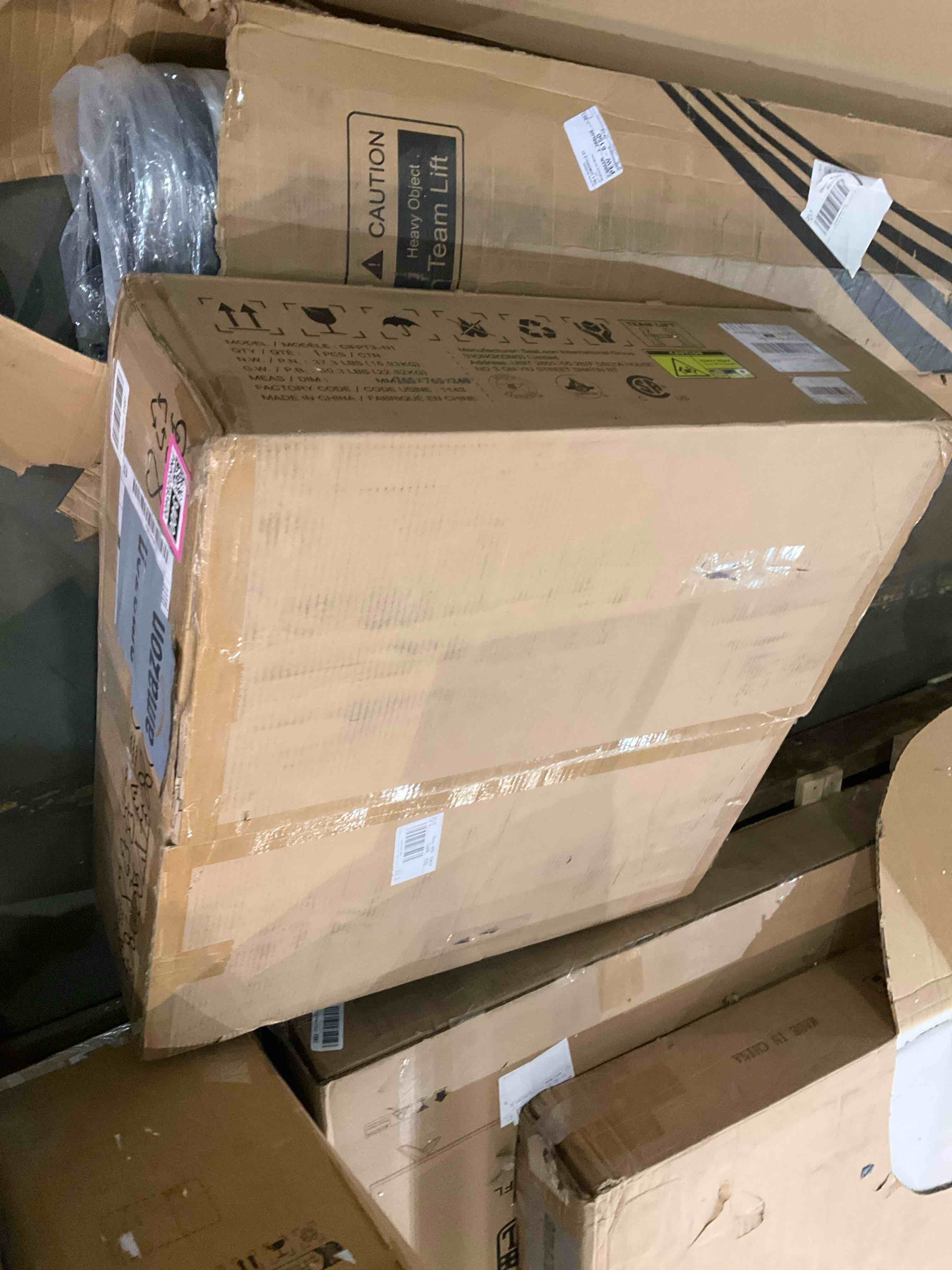 https://s3.amazonaws.com/lotting-images-prod/bidfta/PNK0283400_1737988406780.jpeg