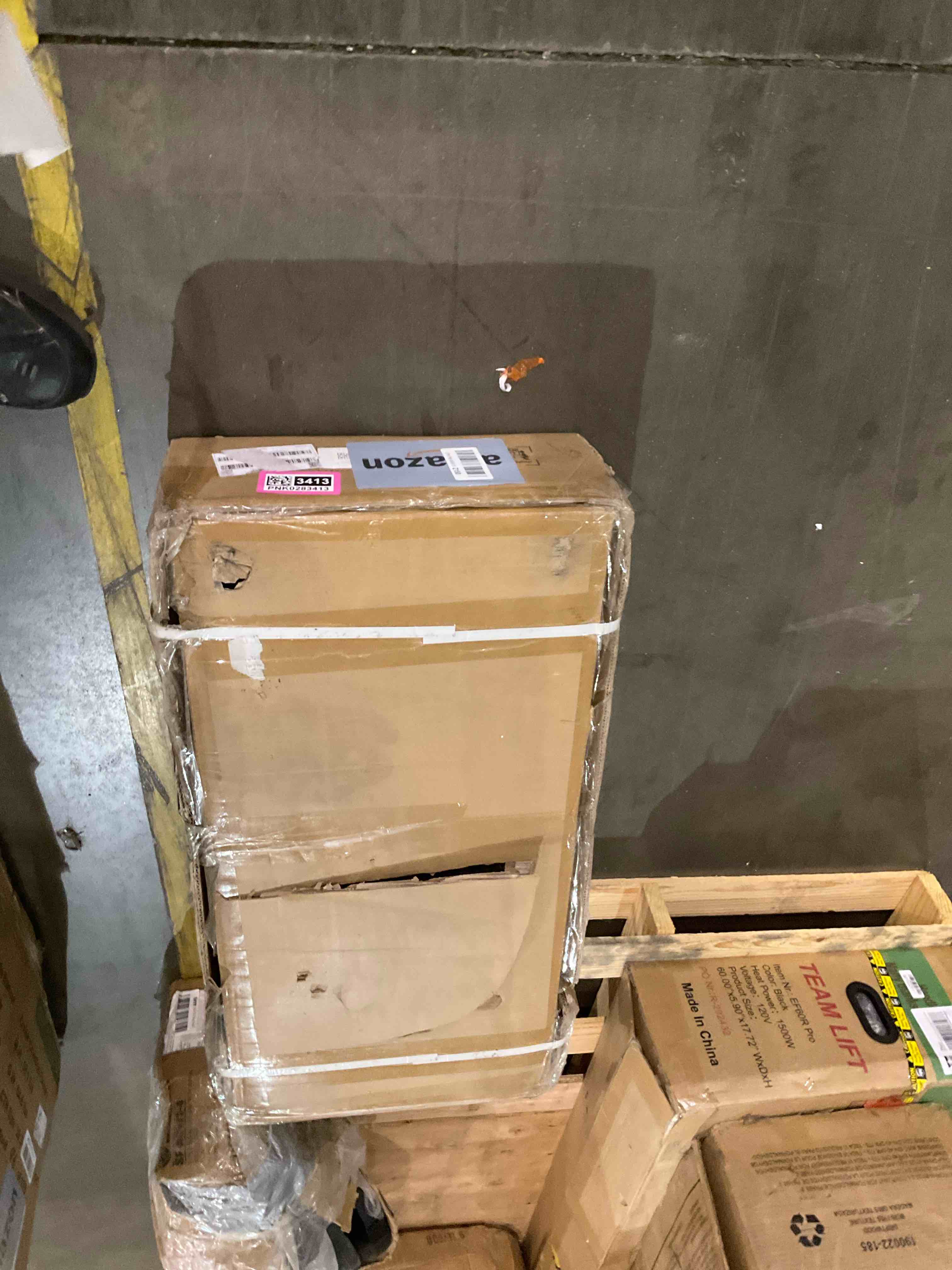 https://s3.amazonaws.com/lotting-images-prod/bidfta/PNK0283413_1737985968985.jpeg