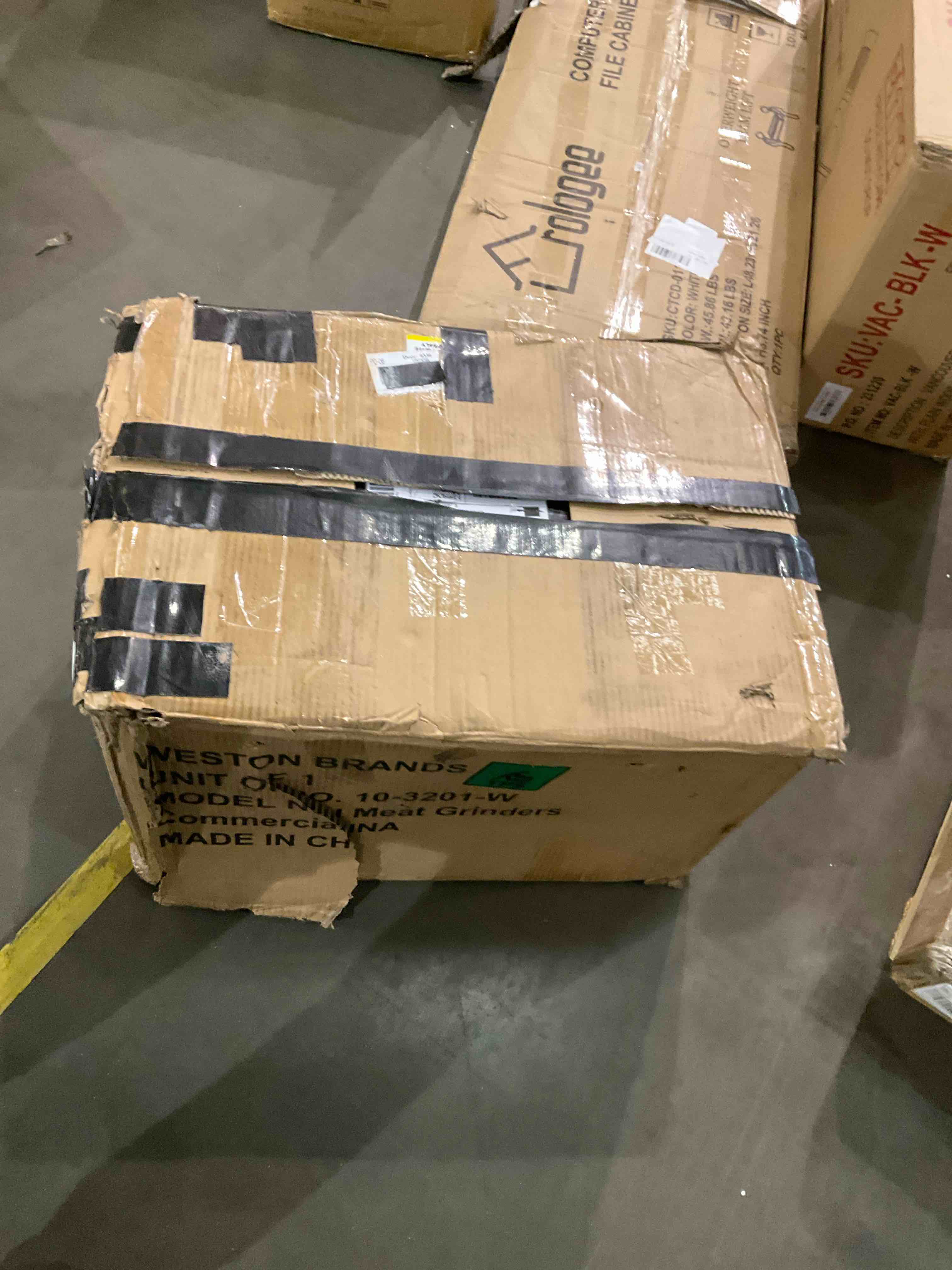 https://s3.amazonaws.com/lotting-images-prod/bidfta/PNK0283423_1737985252688.jpeg