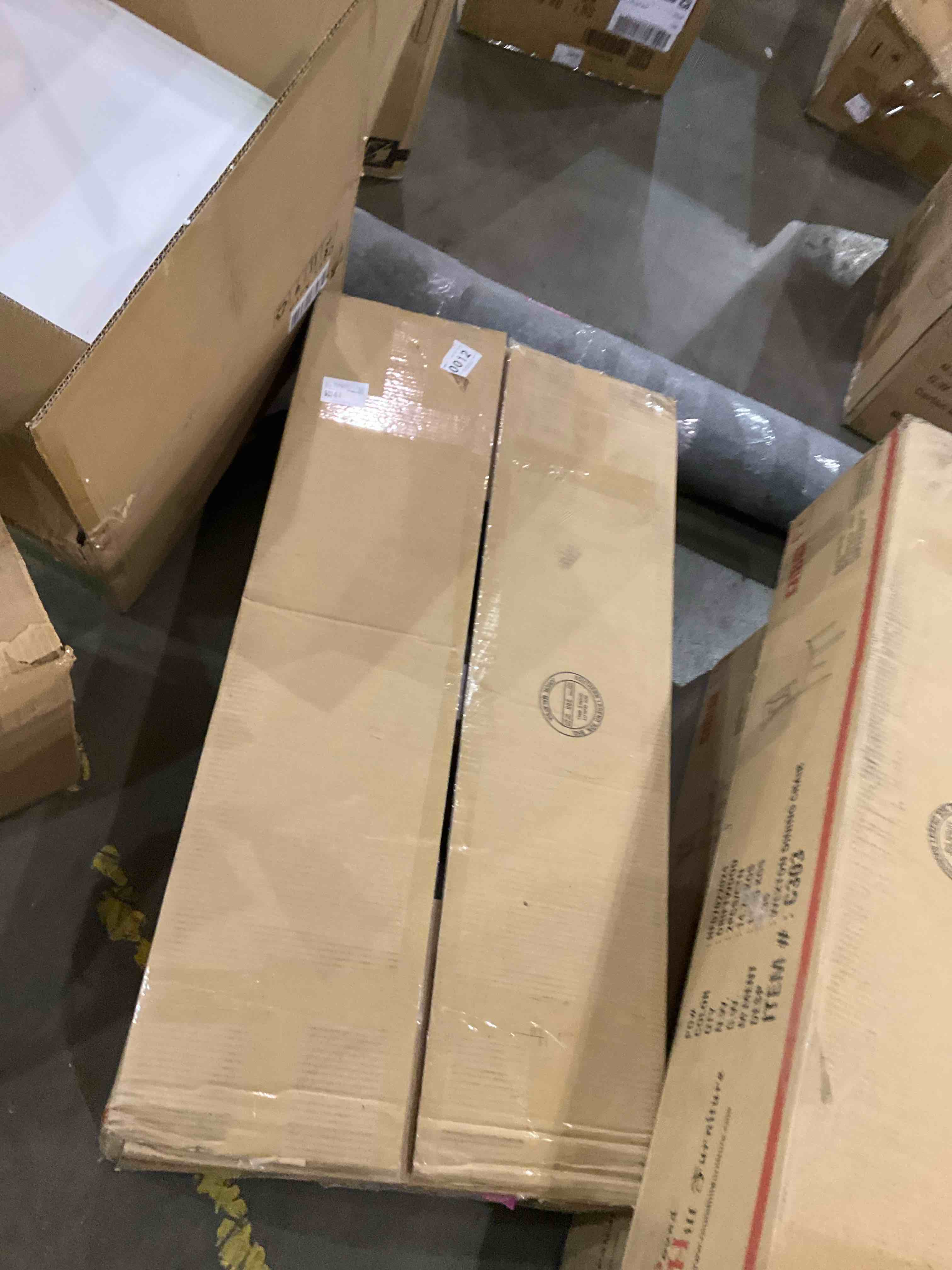 https://s3.amazonaws.com/lotting-images-prod/bidfta/PNK0283750_1737722365127.jpeg