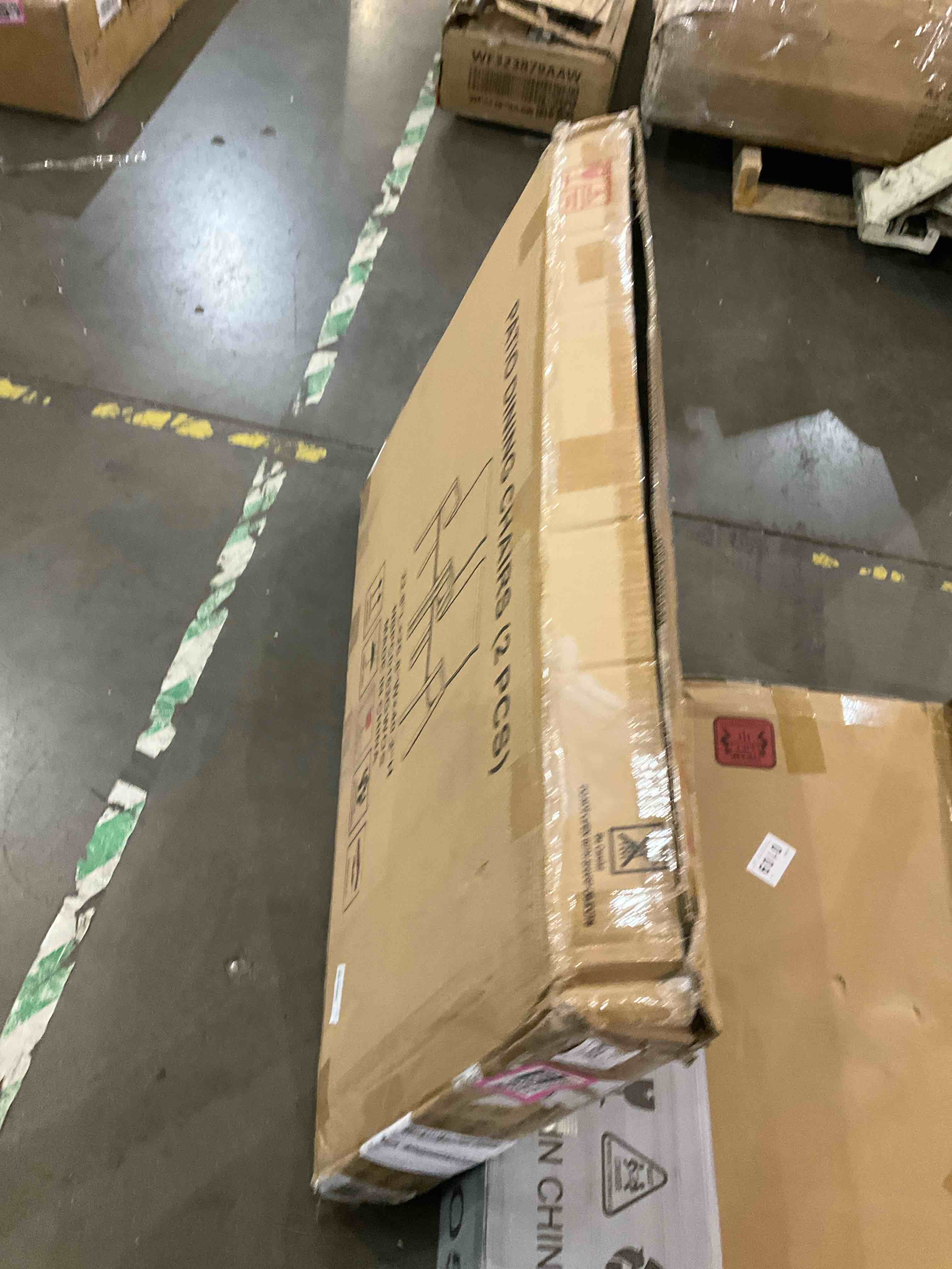 https://s3.amazonaws.com/lotting-images-prod/bidfta/PNK0283893_1737644172790.jpeg