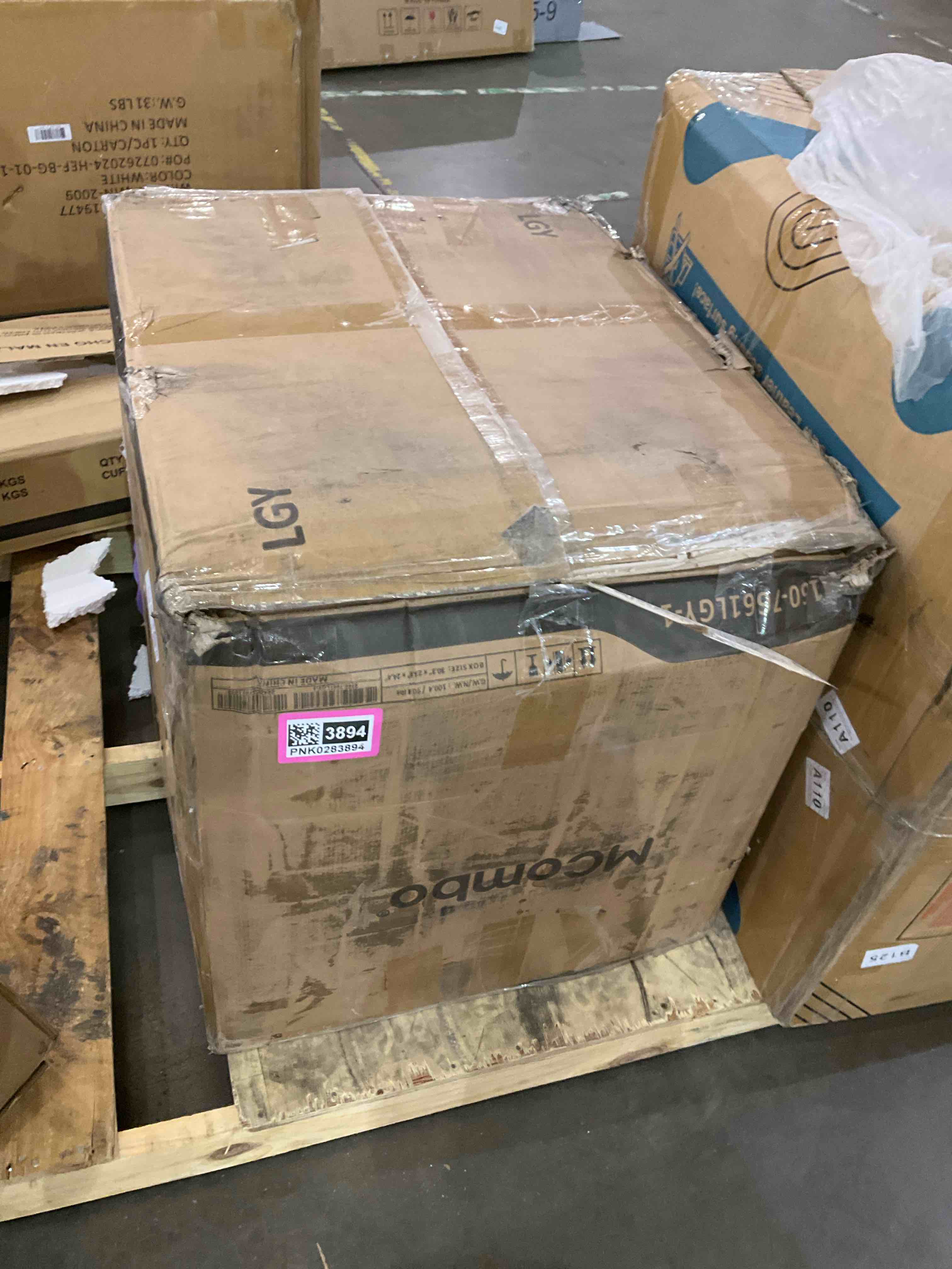 https://s3.amazonaws.com/lotting-images-prod/bidfta/PNK0283894_1737644094151.jpeg