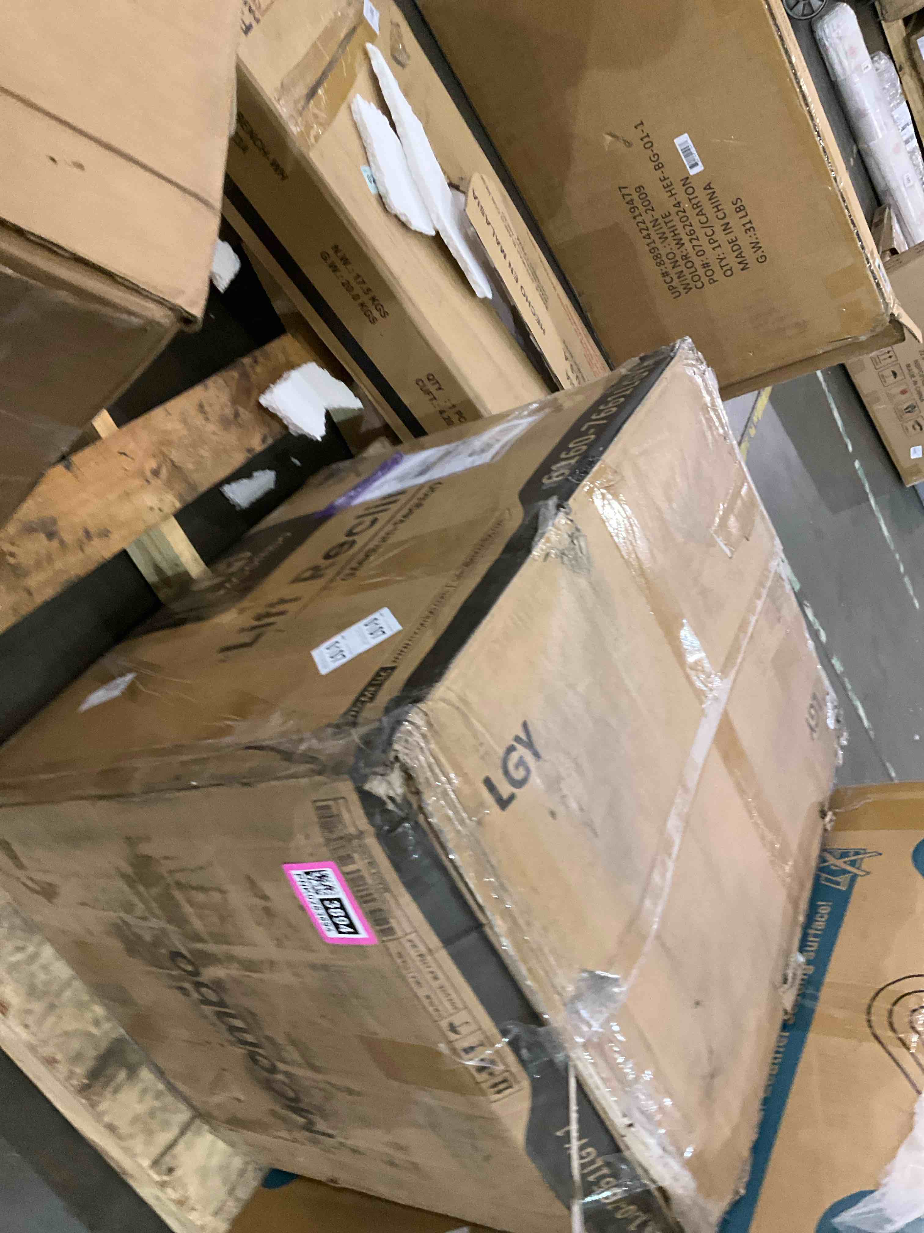 https://s3.amazonaws.com/lotting-images-prod/bidfta/PNK0283894_1737644095468.jpeg
