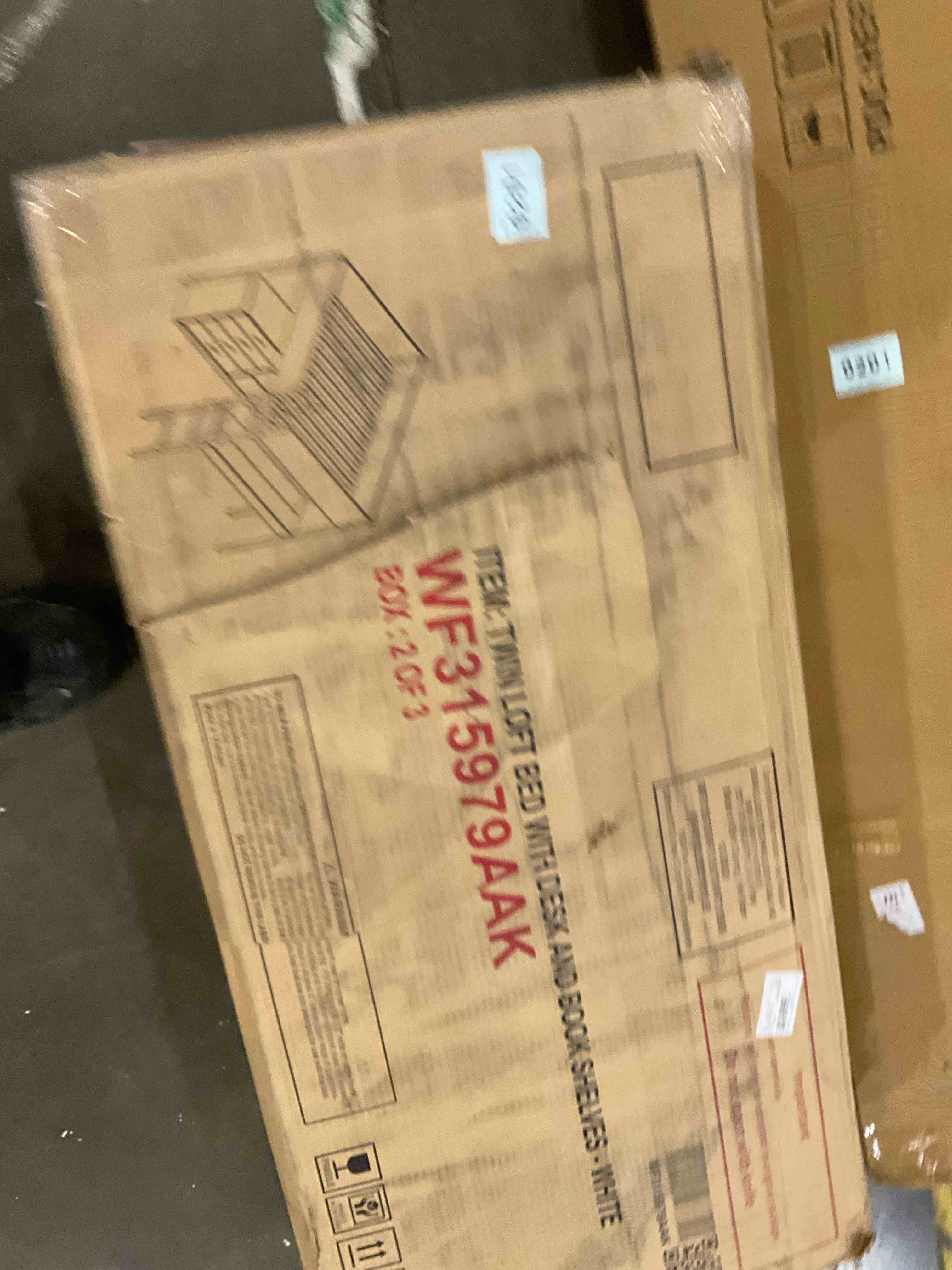https://s3.amazonaws.com/lotting-images-prod/bidfta/PNK0283898_1737643832878.jpeg