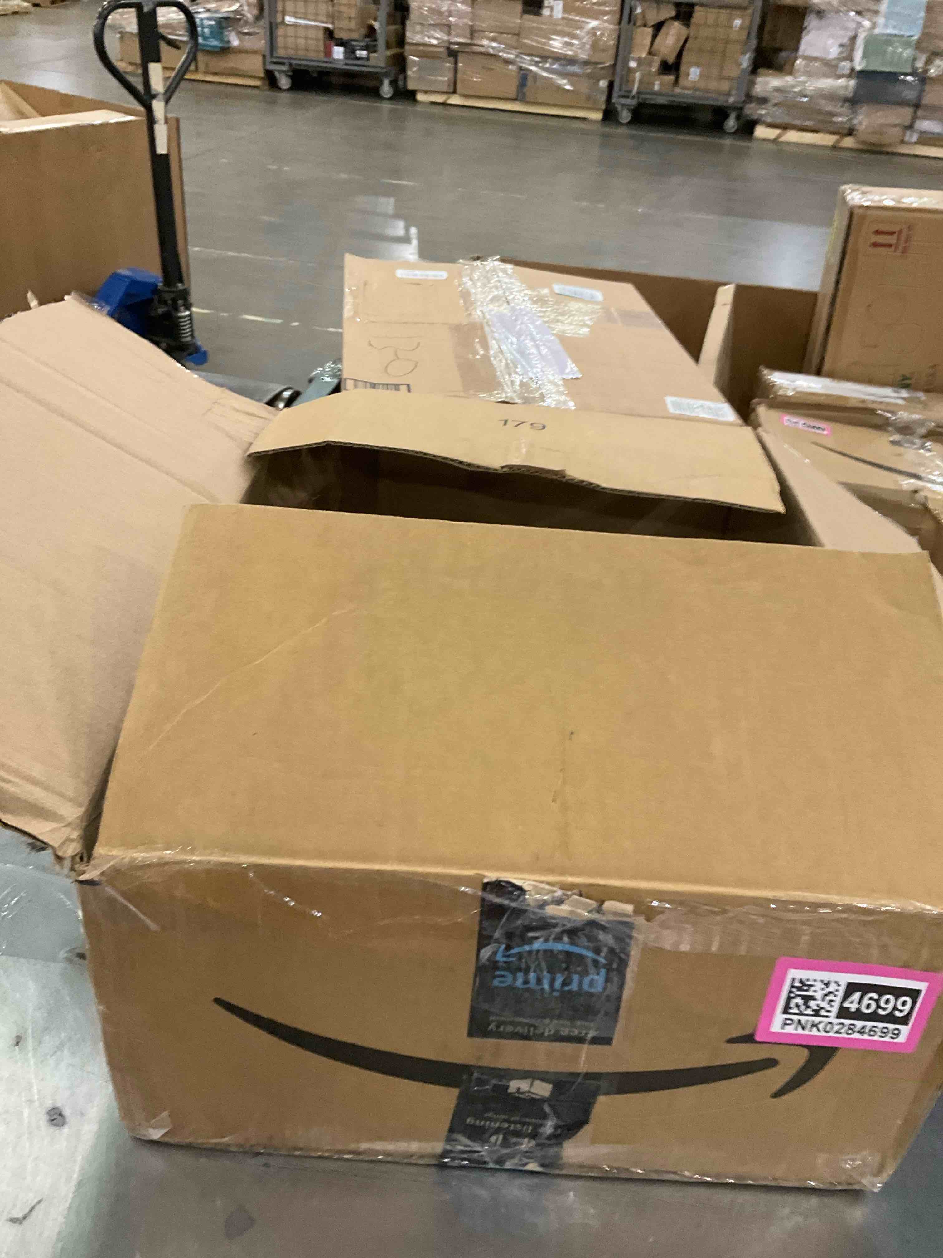 https://s3.amazonaws.com/lotting-images-prod/bidfta/PNK0284699_1738082102616.jpeg