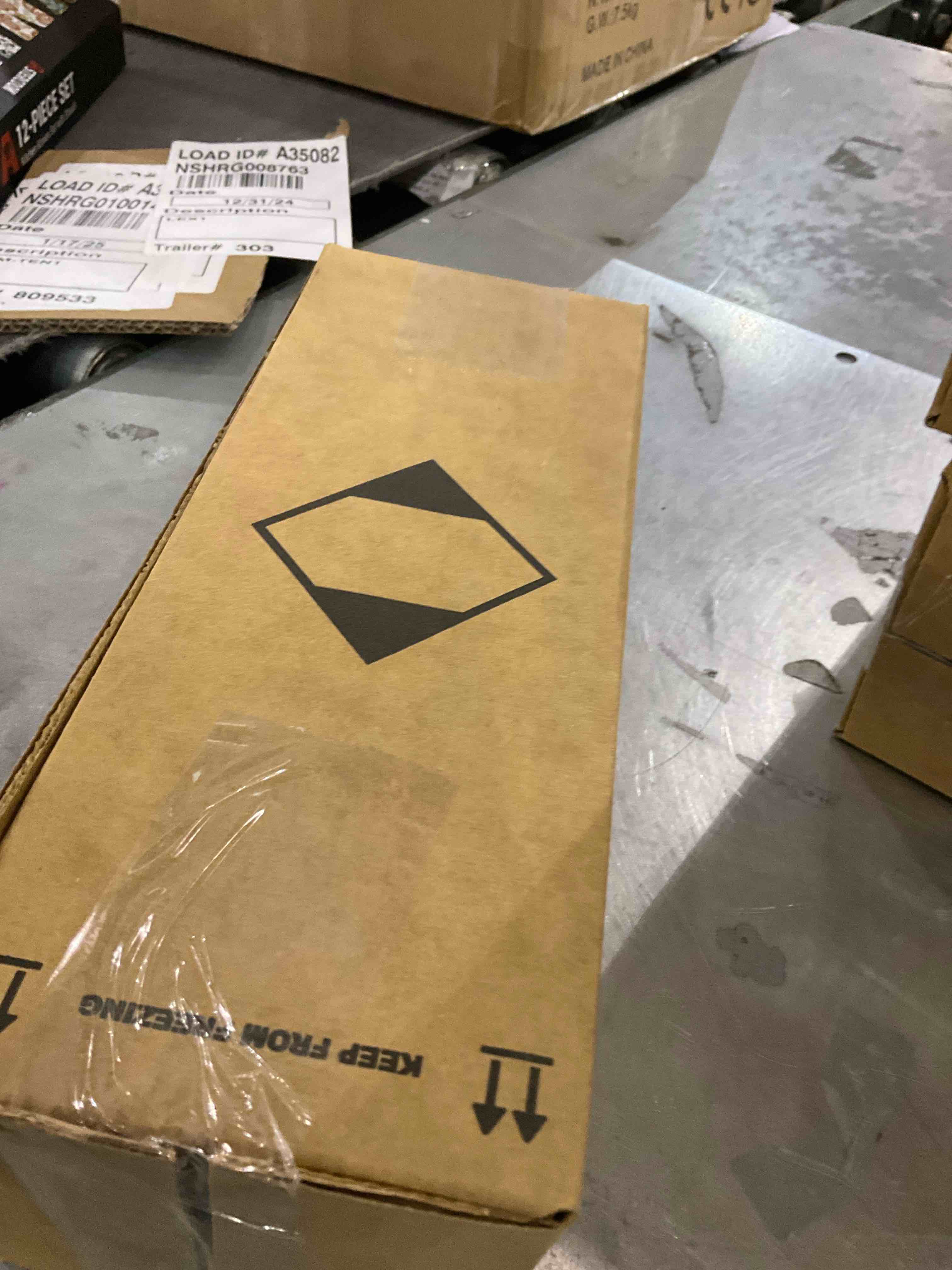 https://s3.amazonaws.com/lotting-images-prod/bidfta/PNK0285220_1737725841480.jpeg