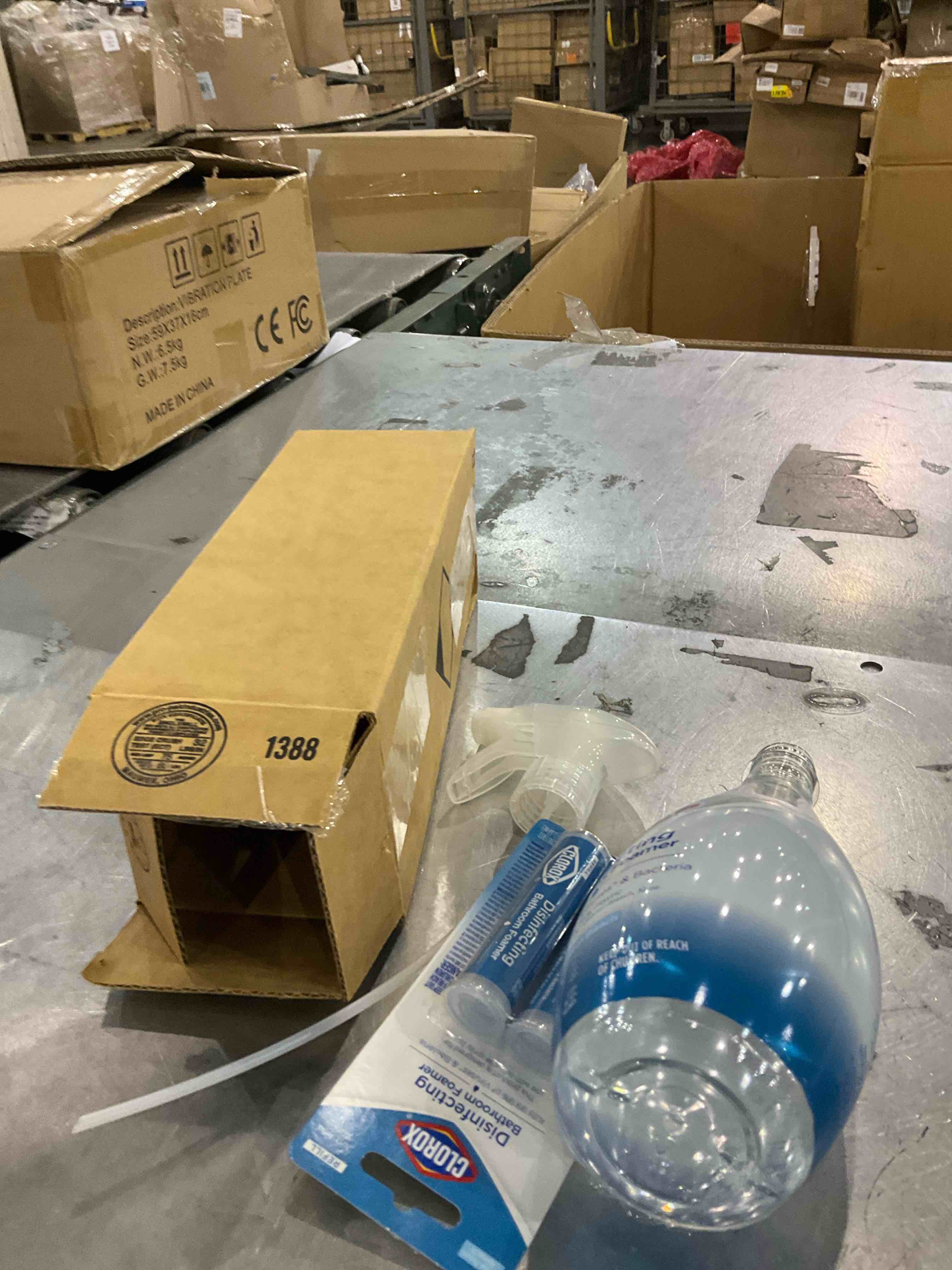 https://s3.amazonaws.com/lotting-images-prod/bidfta/PNK0285345_1737723179229.jpeg