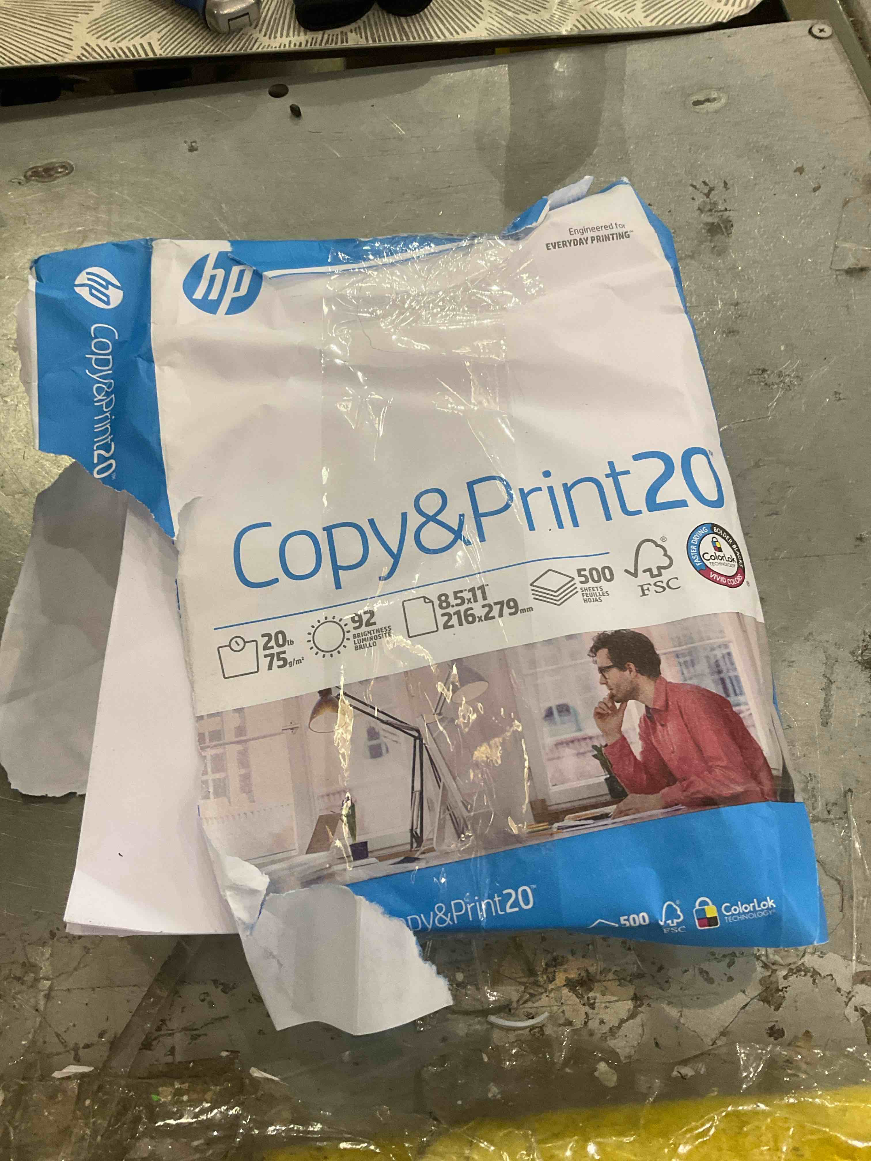 https://s3.amazonaws.com/lotting-images-prod/bidfta/PNK0287223_1737394802238.jpeg