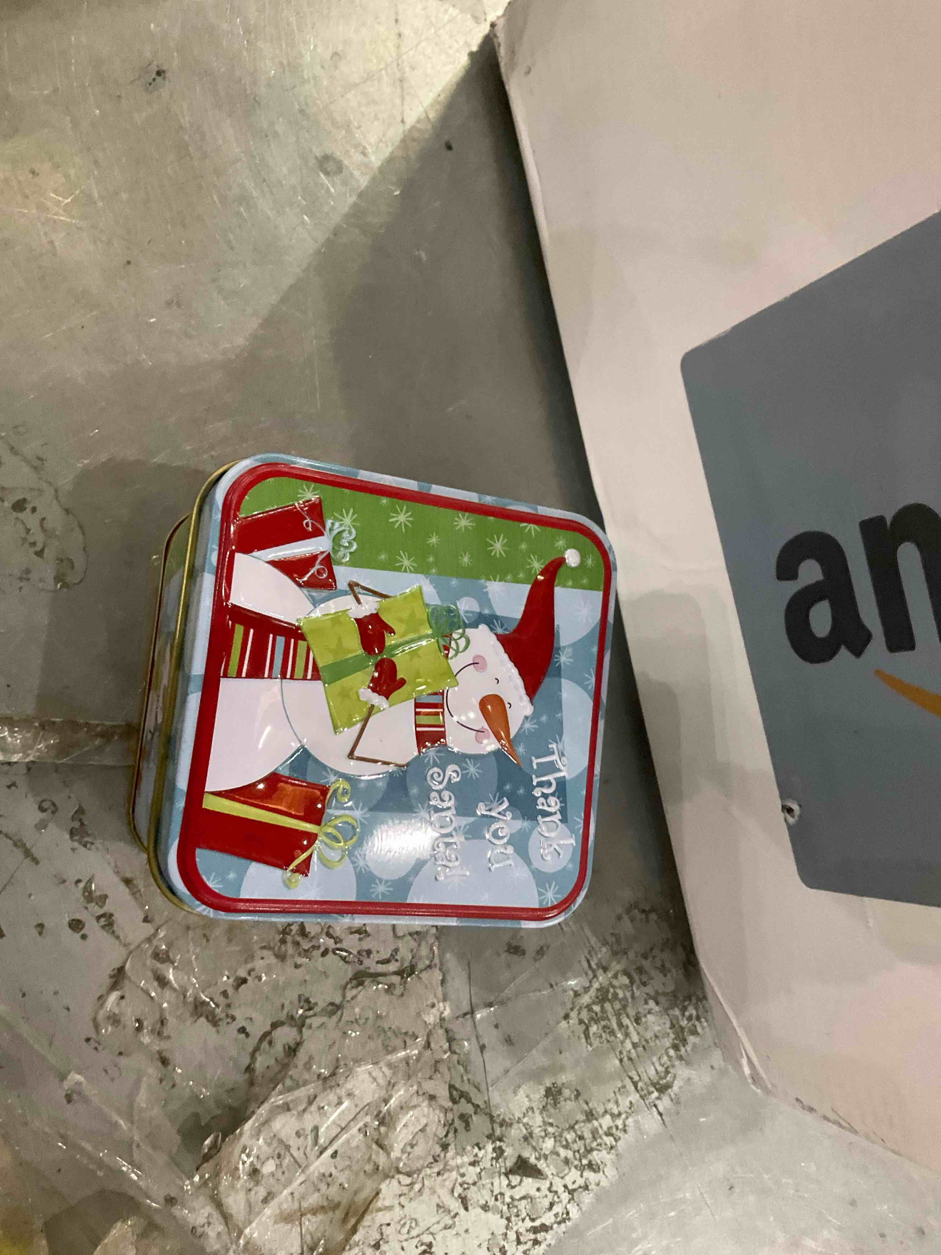 https://s3.amazonaws.com/lotting-images-prod/bidfta/PNK0287277_1737387483218.jpeg