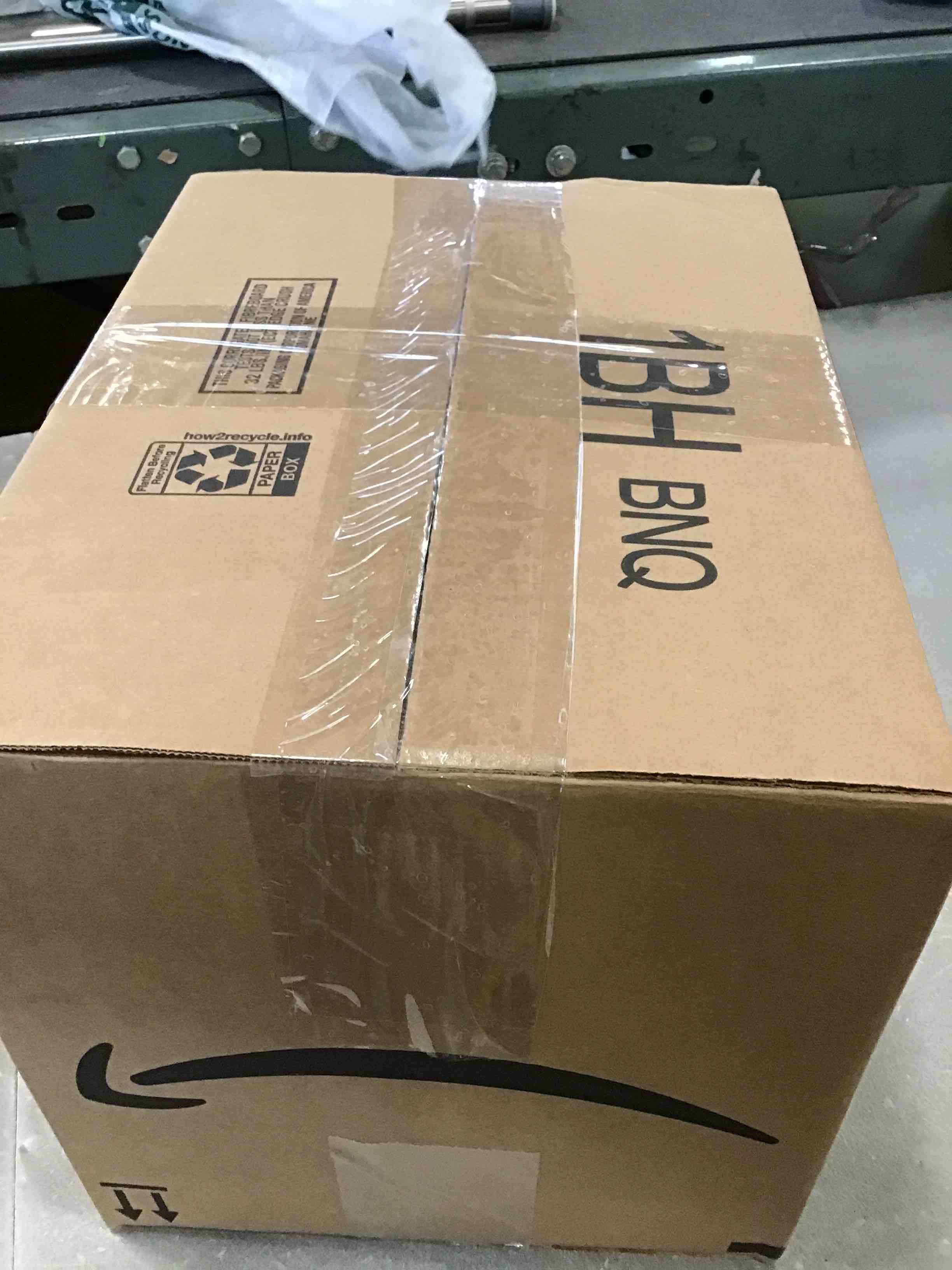 https://s3.amazonaws.com/lotting-images-prod/bidfta/PNK0288588_1727363109233.jpeg