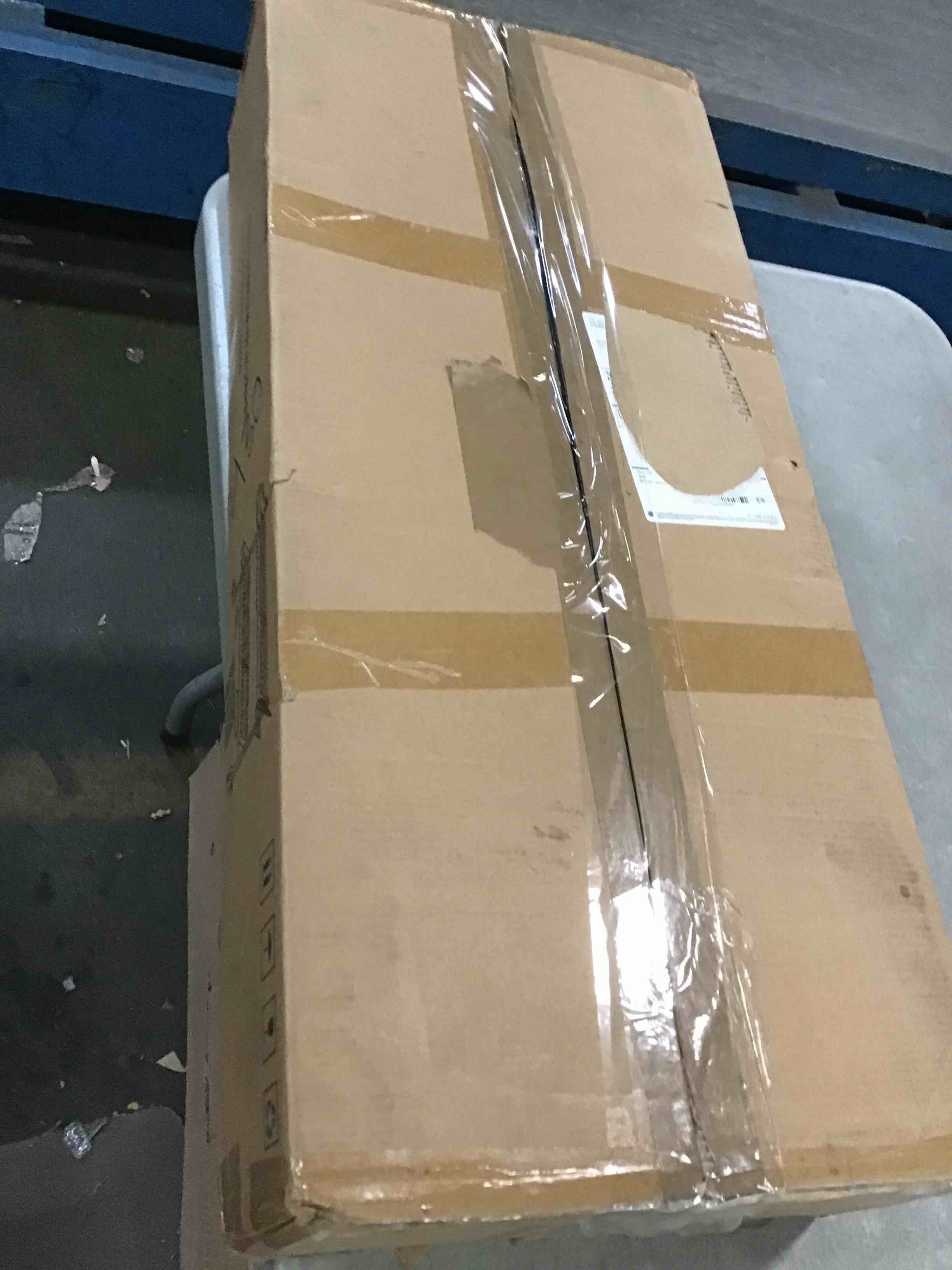 https://s3.amazonaws.com/lotting-images-prod/bidfta/PNK0292484_1727713202737.jpeg
