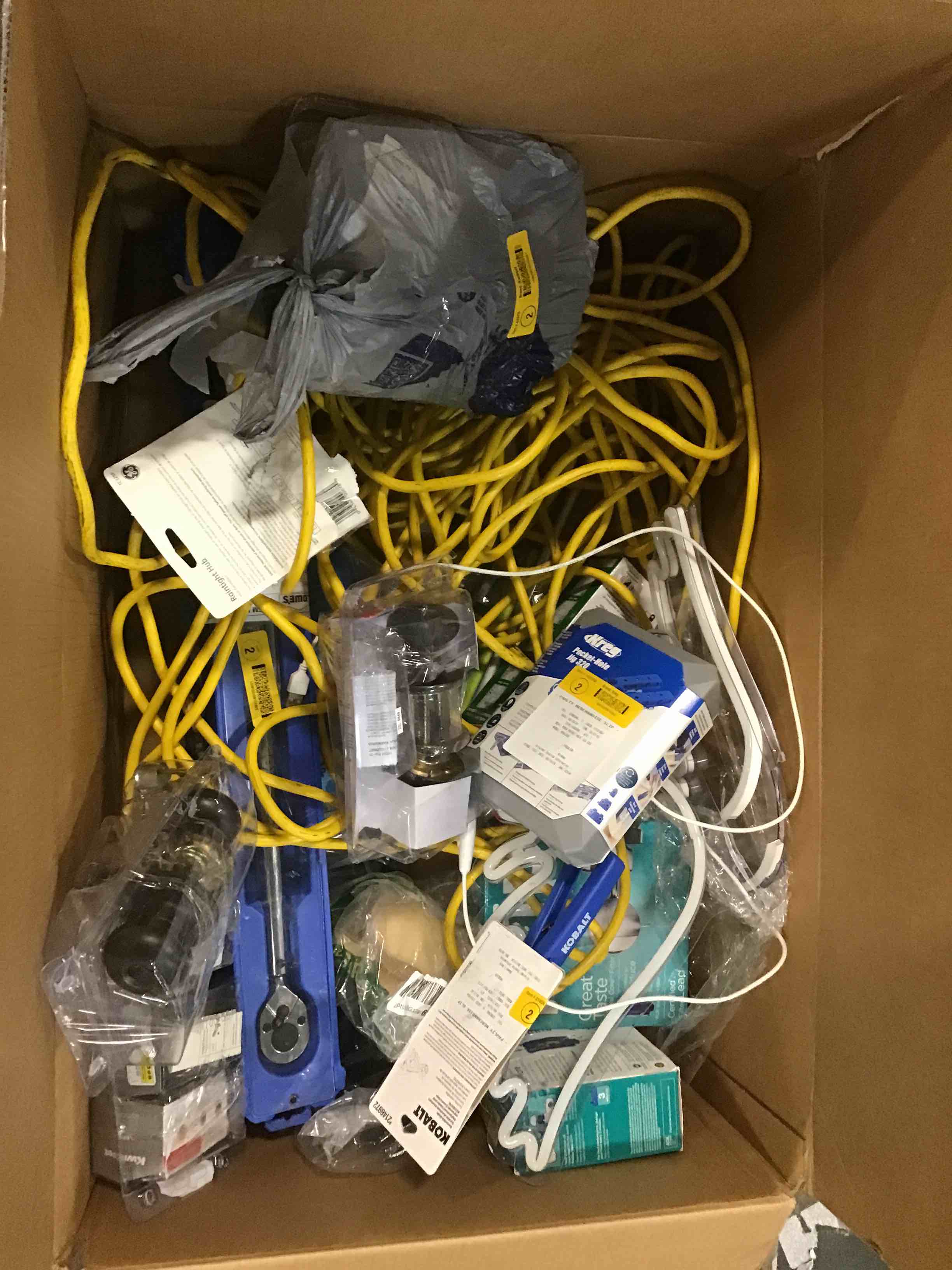 Assorted of  Products for the Maintenance or Decoration of the Home (it can include a variety of sizes and models)