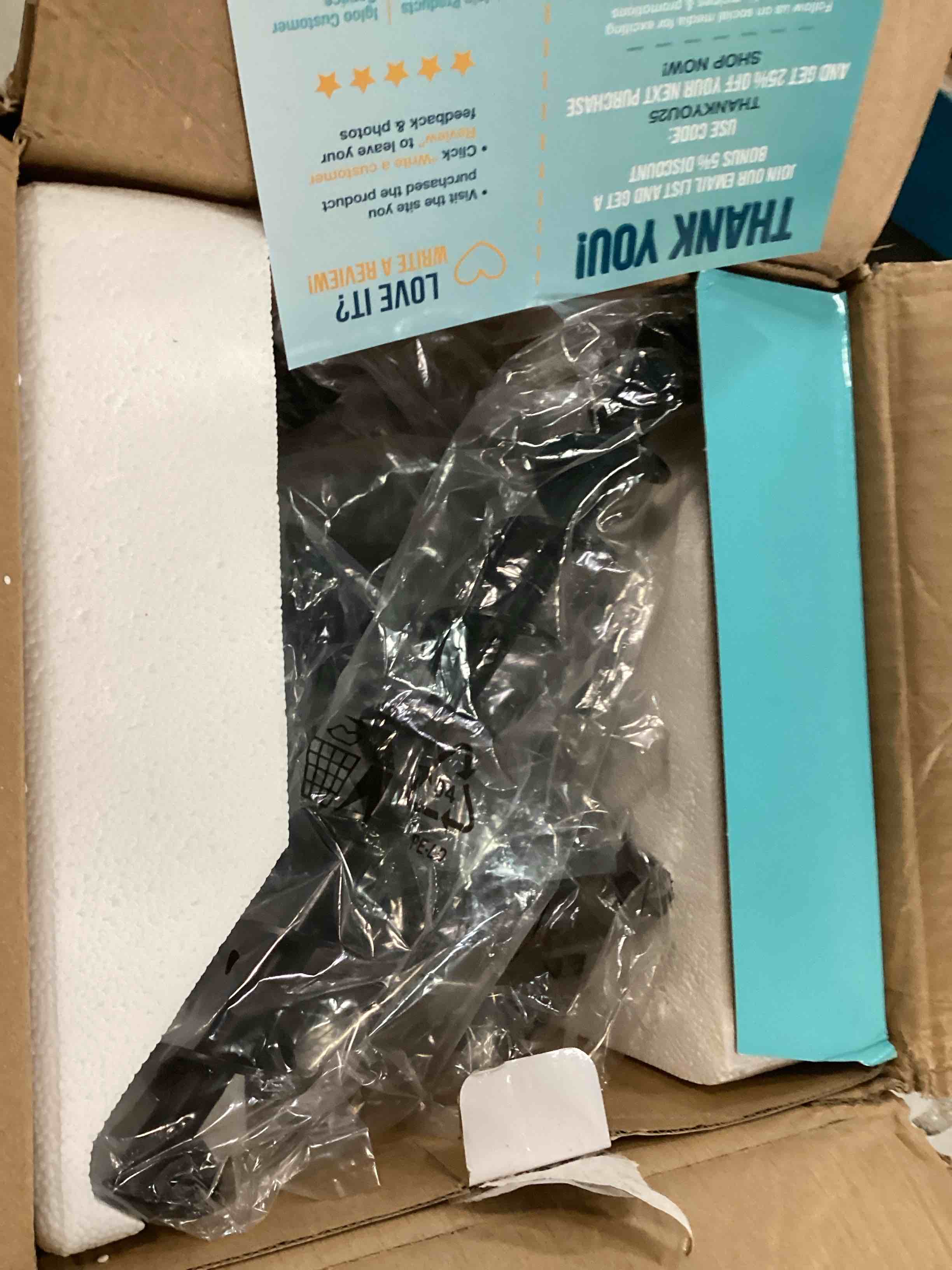 https://s3.amazonaws.com/lotting-images-prod/bidfta/PNK0298348_1727963148348.jpeg