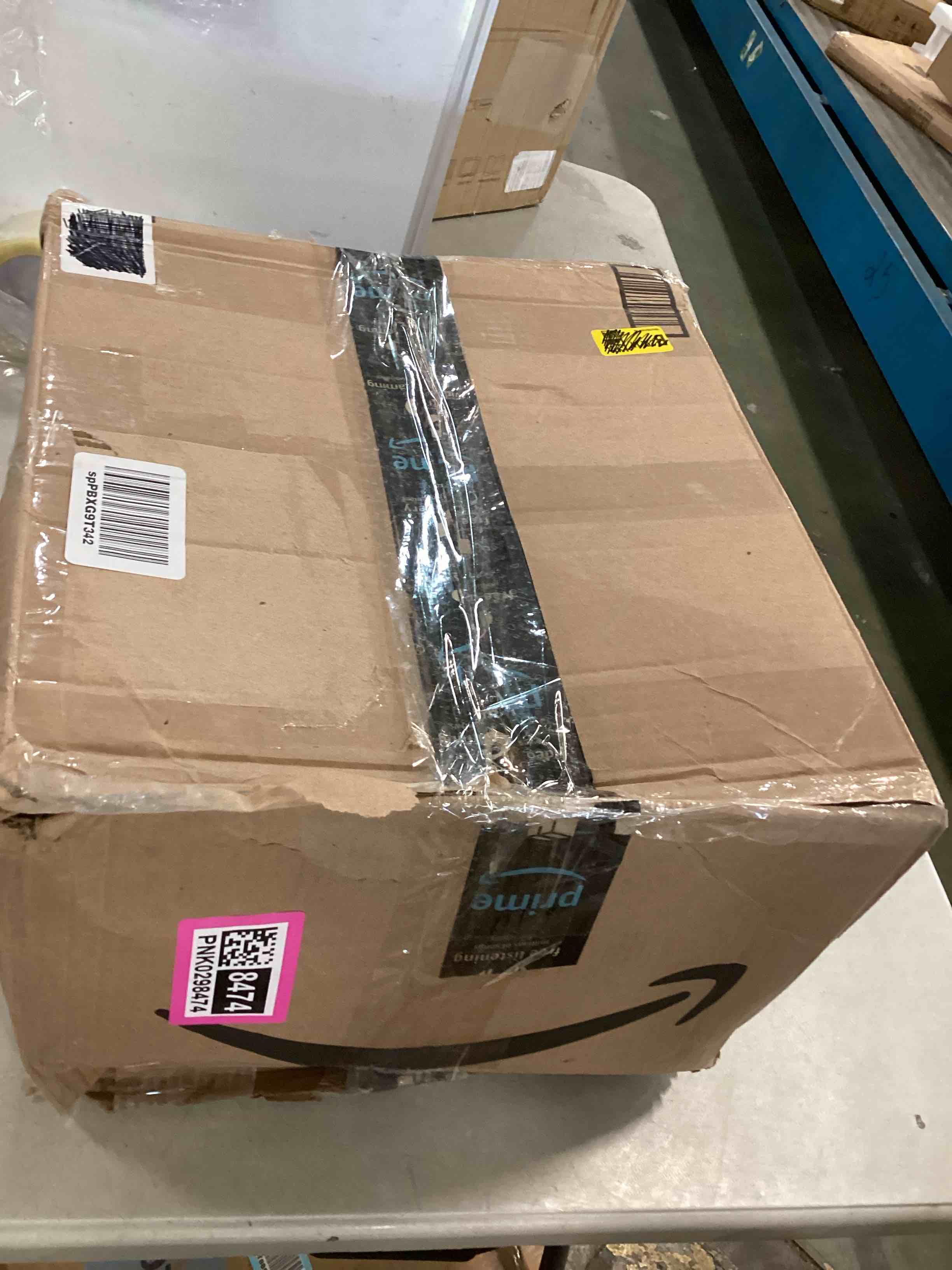 https://s3.amazonaws.com/lotting-images-prod/bidfta/PNK0298474_1727895182510.jpeg
