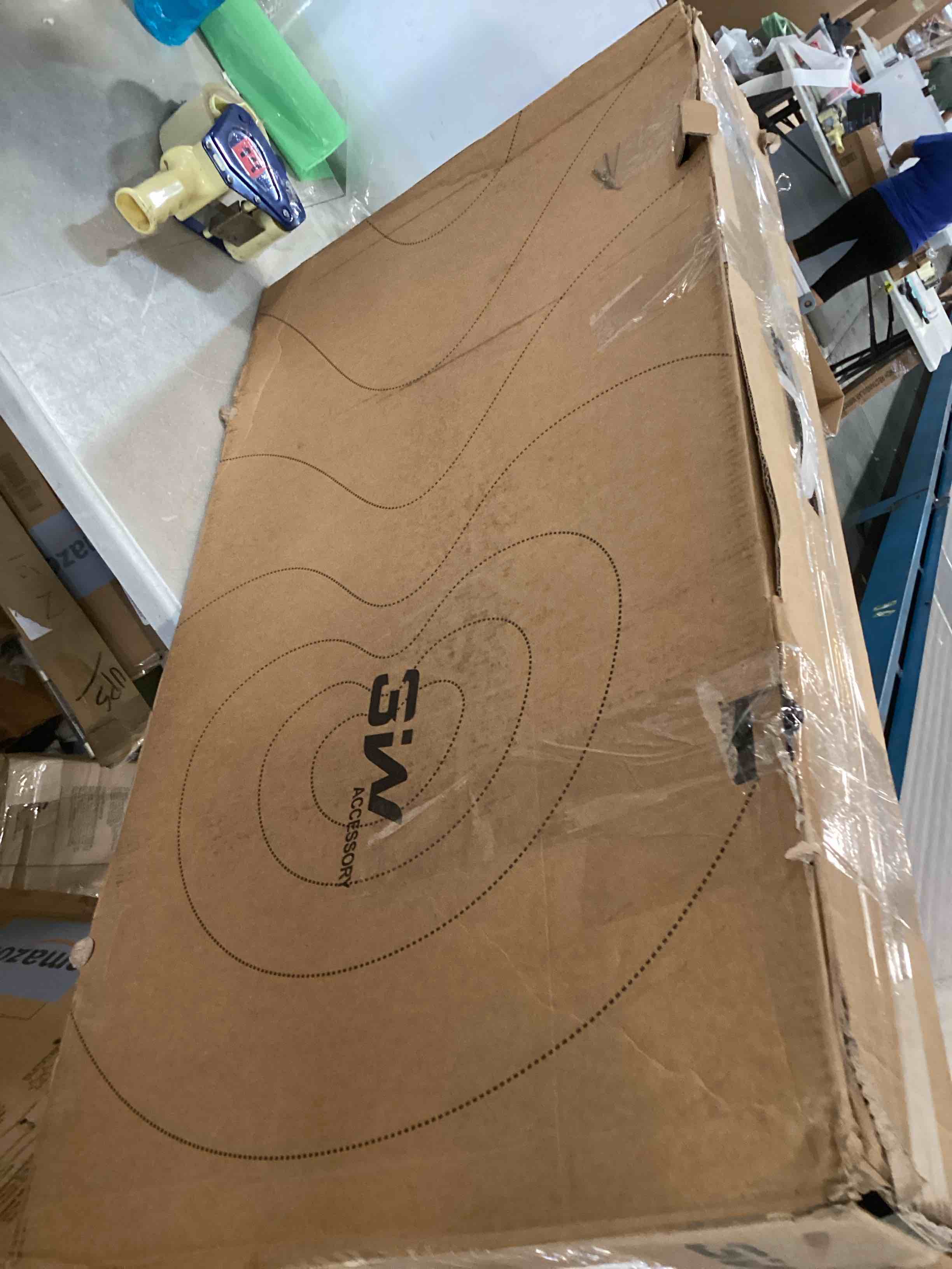 https://s3.amazonaws.com/lotting-images-prod/bidfta/PNK0298481_1727893931520.jpeg