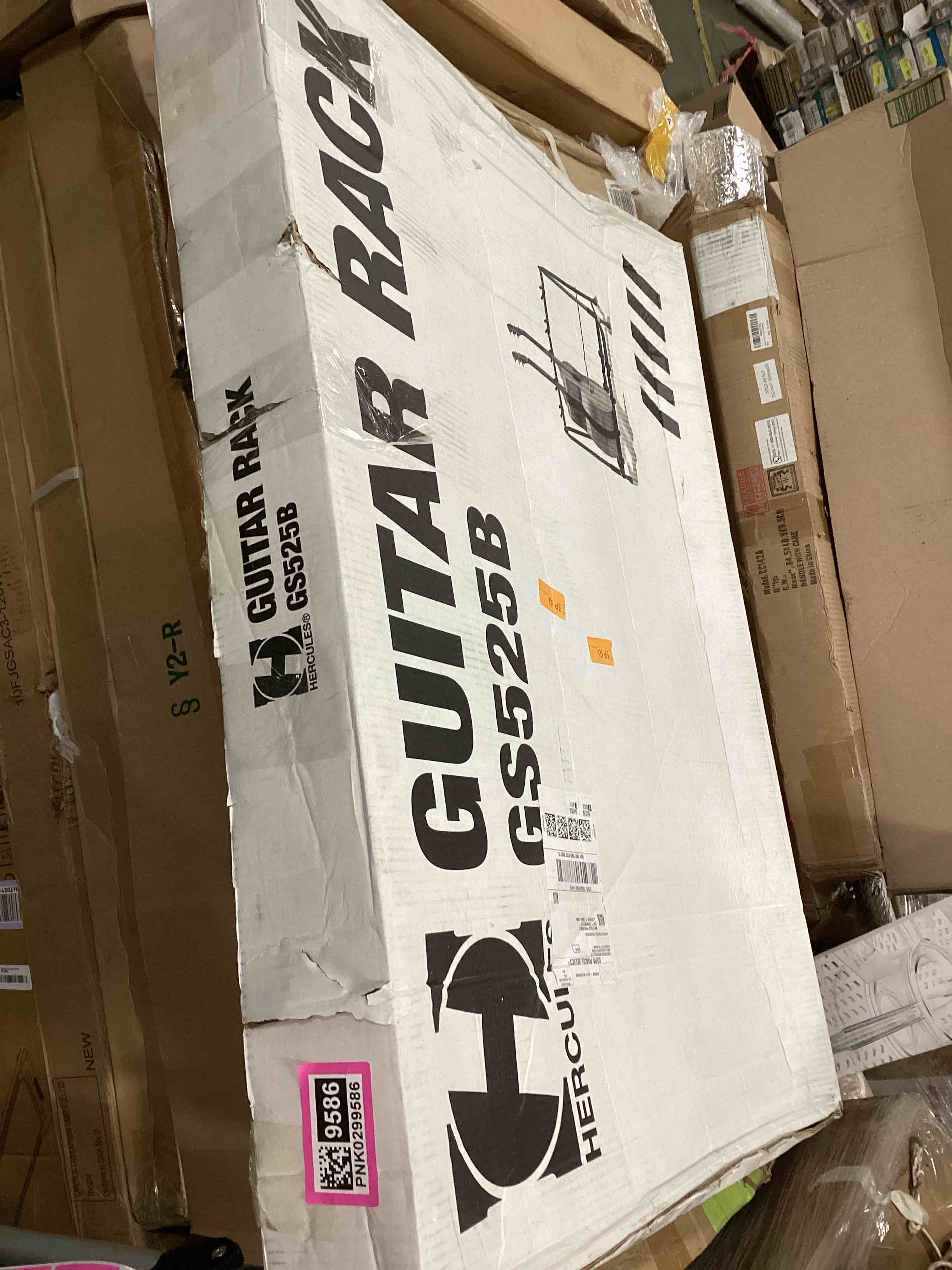 https://s3.amazonaws.com/lotting-images-prod/bidfta/PNK0299586_1727378436400.jpeg