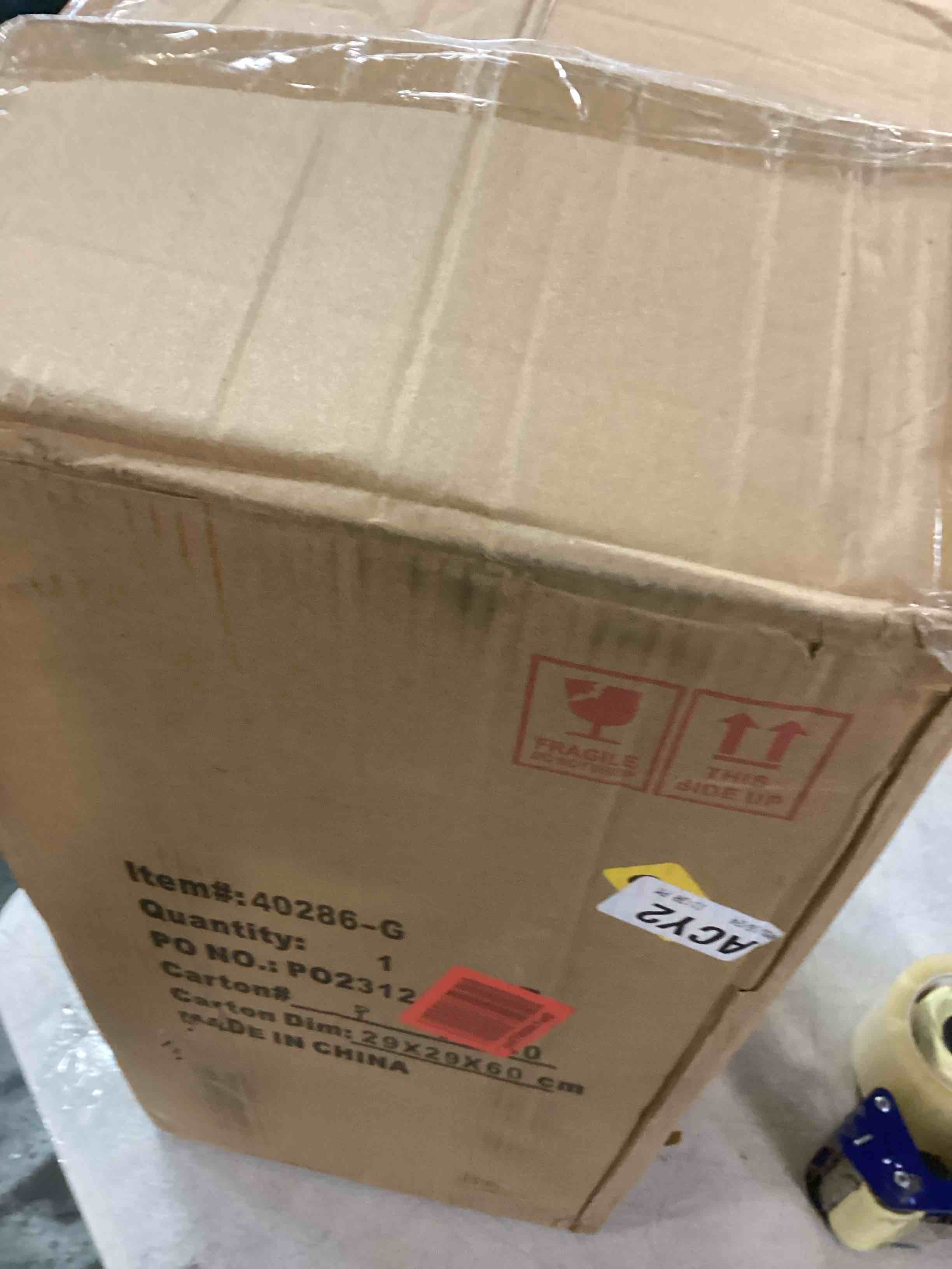 https://s3.amazonaws.com/lotting-images-prod/bidfta/PNK0300462_1727871342314.jpeg