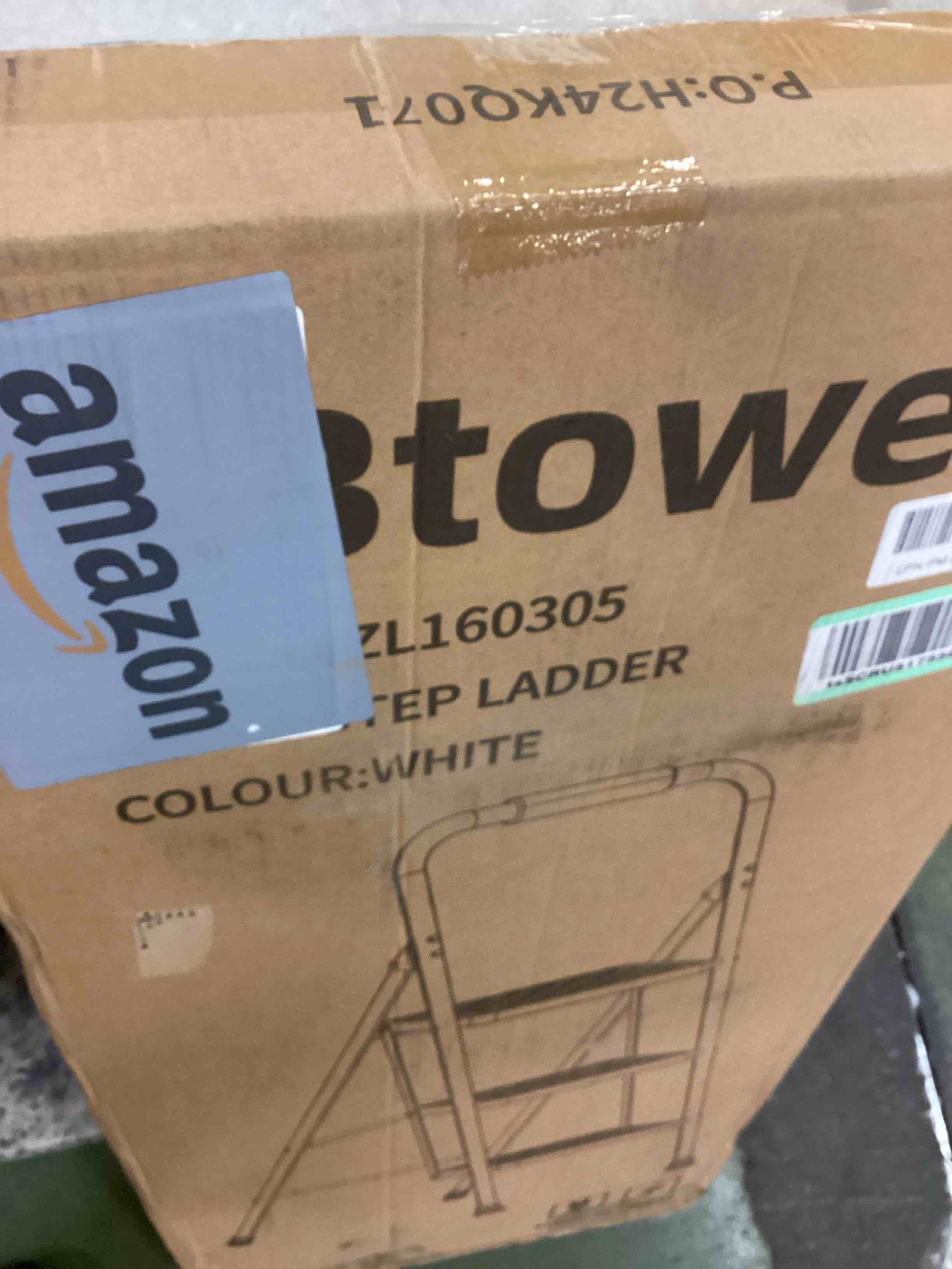 https://s3.amazonaws.com/lotting-images-prod/bidfta/PNK0300530_1727805781462.jpeg