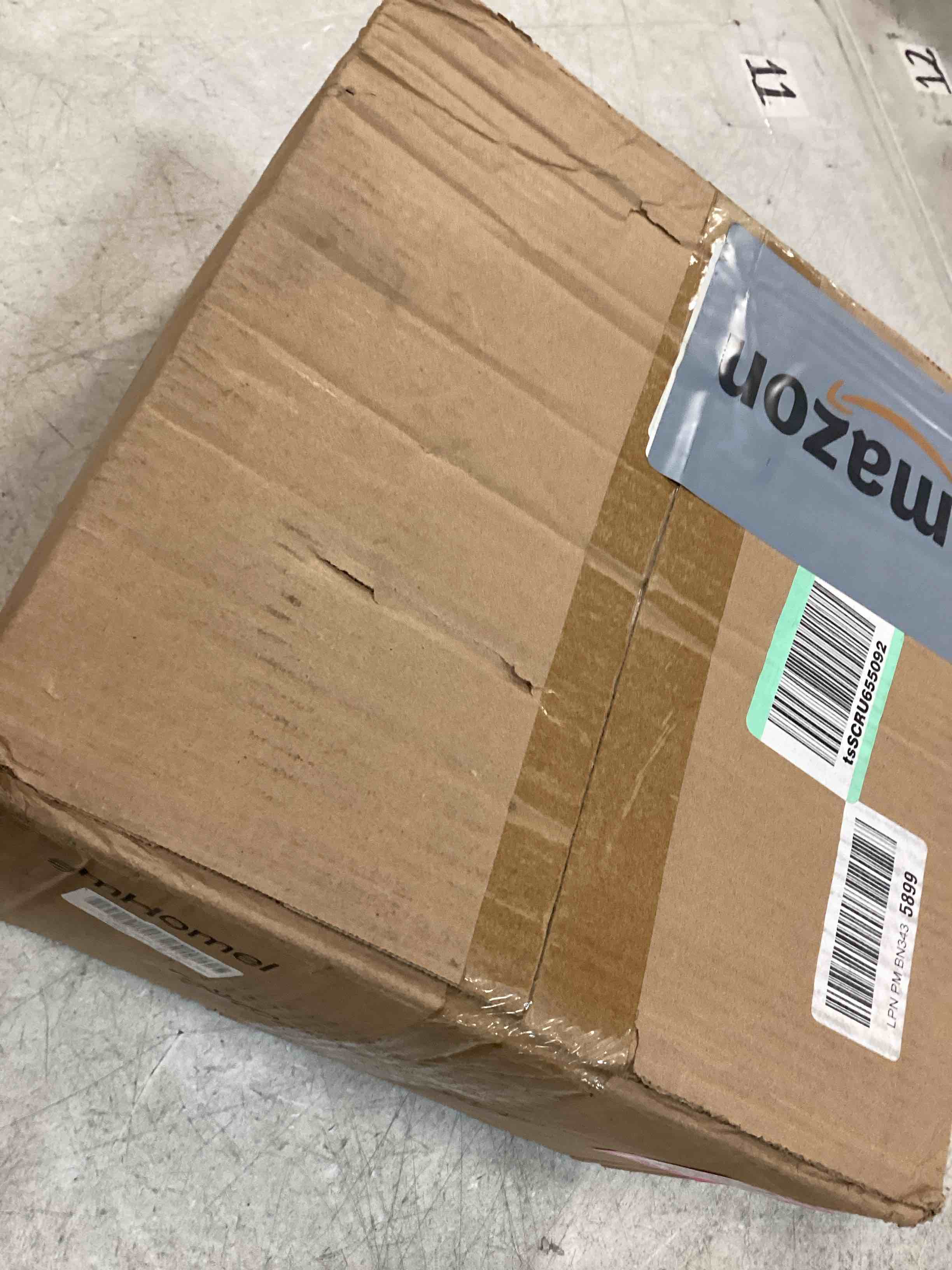 https://s3.amazonaws.com/lotting-images-prod/bidfta/PNK0301673_1727266175320.jpeg