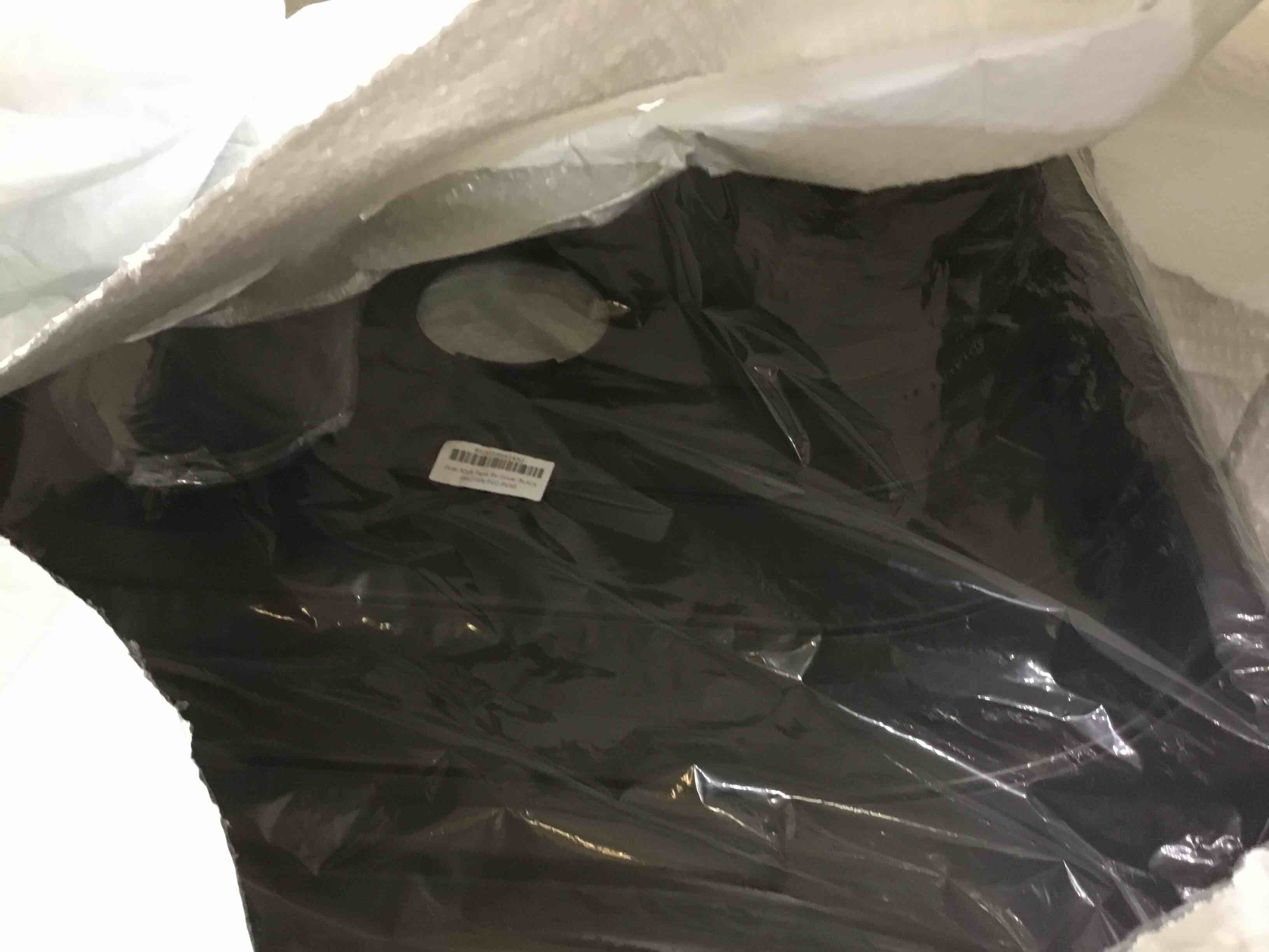 https://s3.amazonaws.com/lotting-images-prod/bidfta/PNK0303294_1726752874903.jpeg