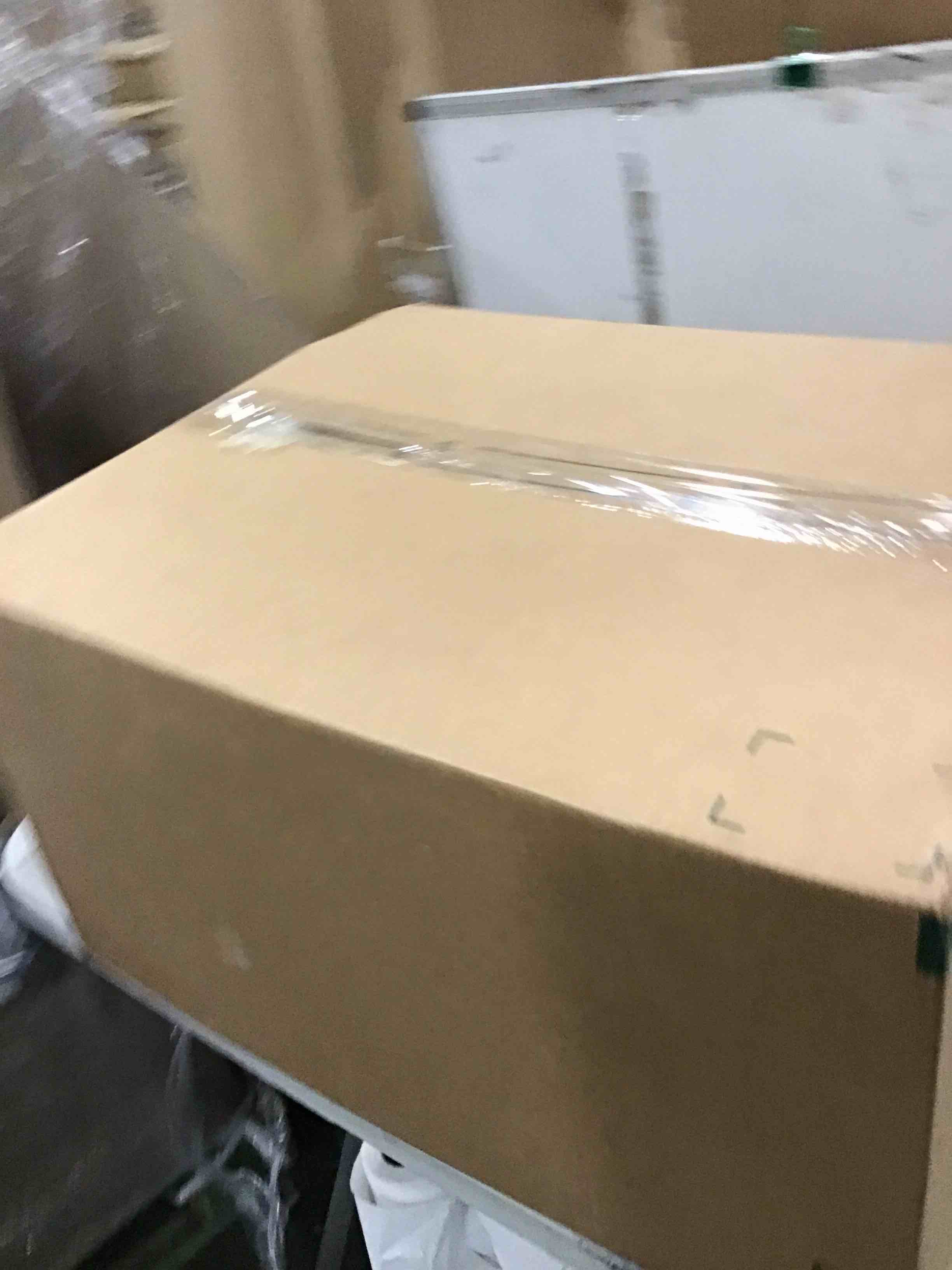https://s3.amazonaws.com/lotting-images-prod/bidfta/PNK0308214_1727208228803.jpeg