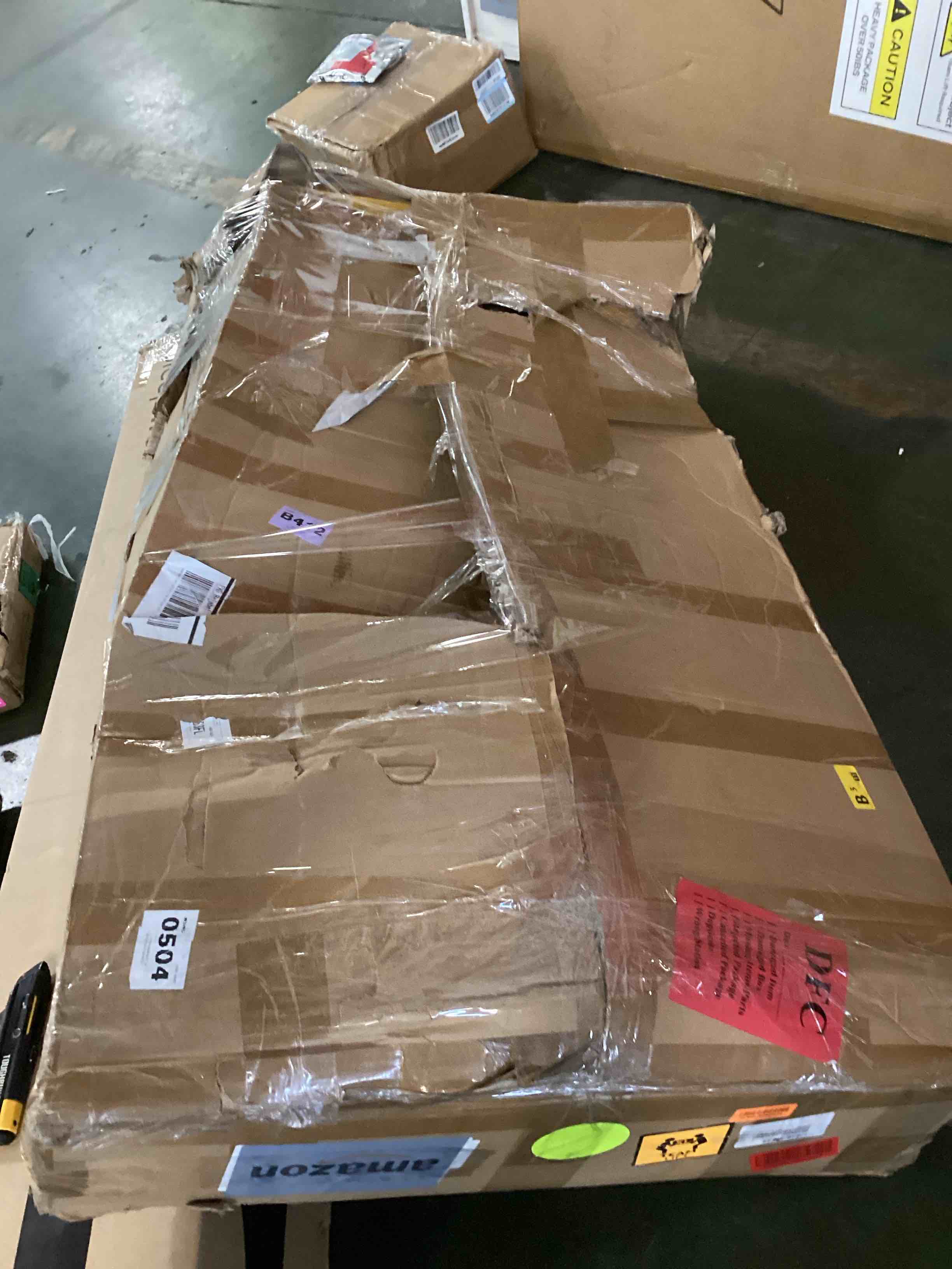 https://s3.amazonaws.com/lotting-images-prod/bidfta/PNK0309986_1726785338921.jpeg