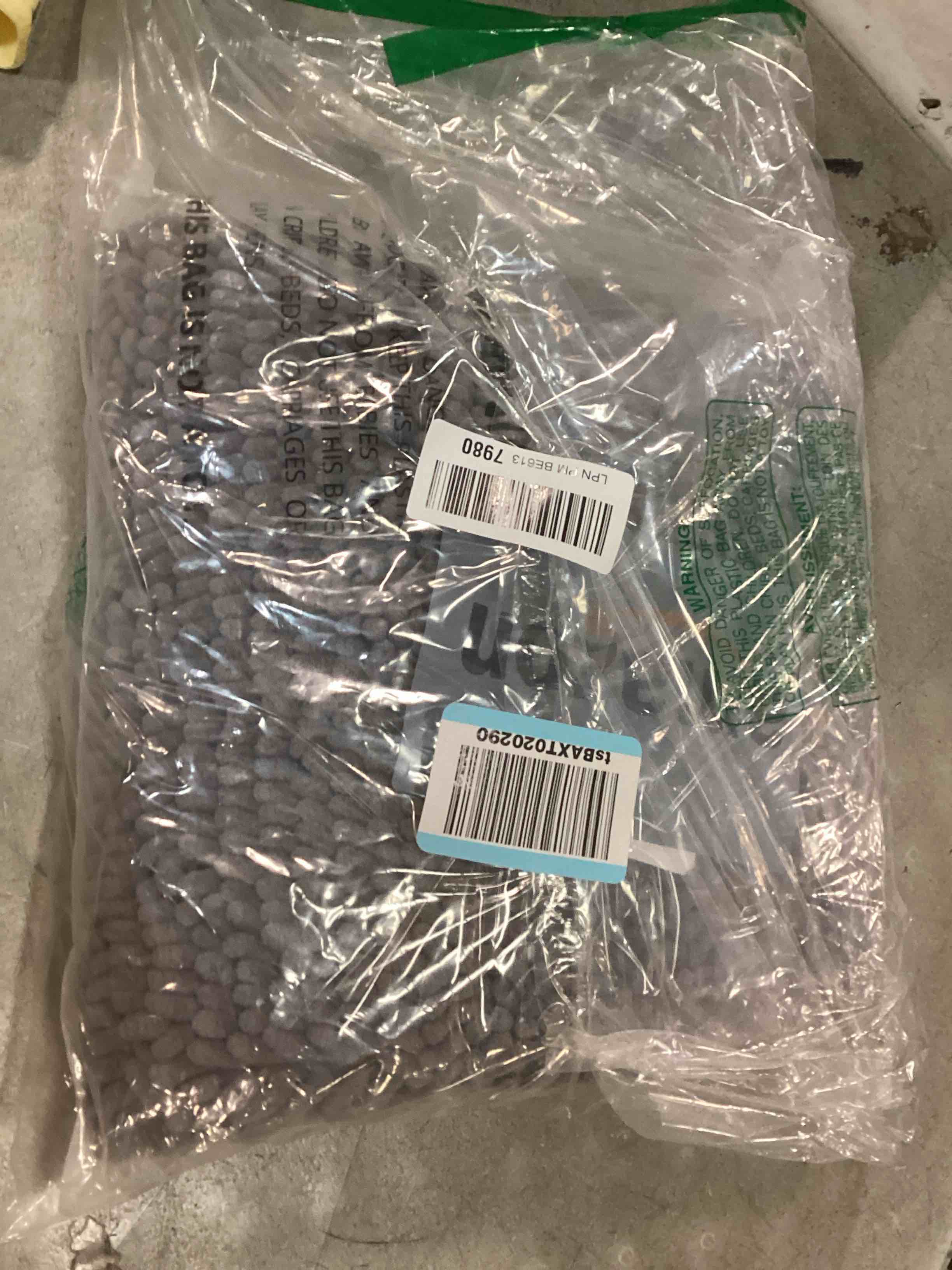 https://s3.amazonaws.com/lotting-images-prod/bidfta/PNK0310814_1727413852519.jpeg