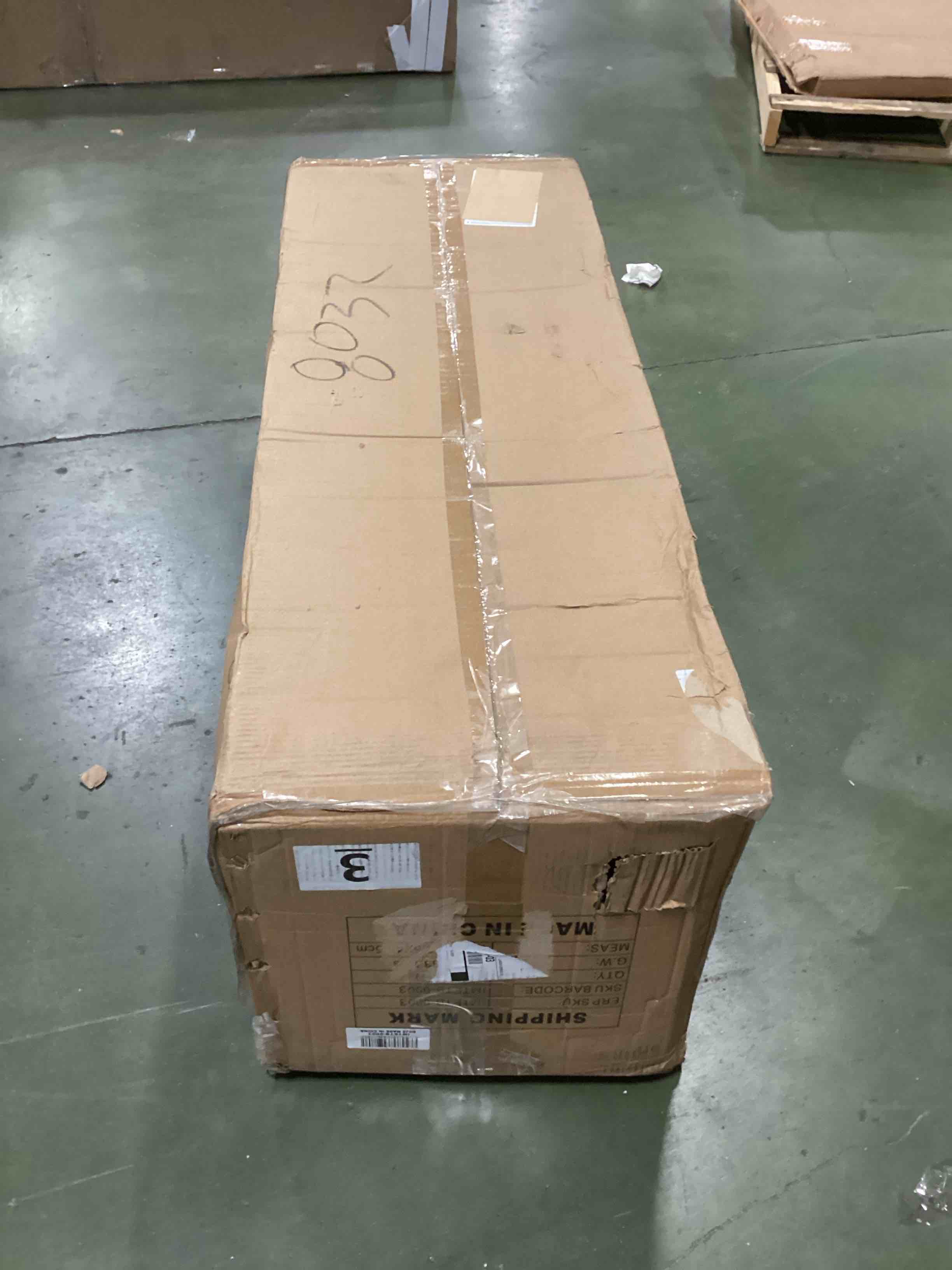 https://s3.amazonaws.com/lotting-images-prod/bidfta/PNK0311465_1727144155590.jpeg