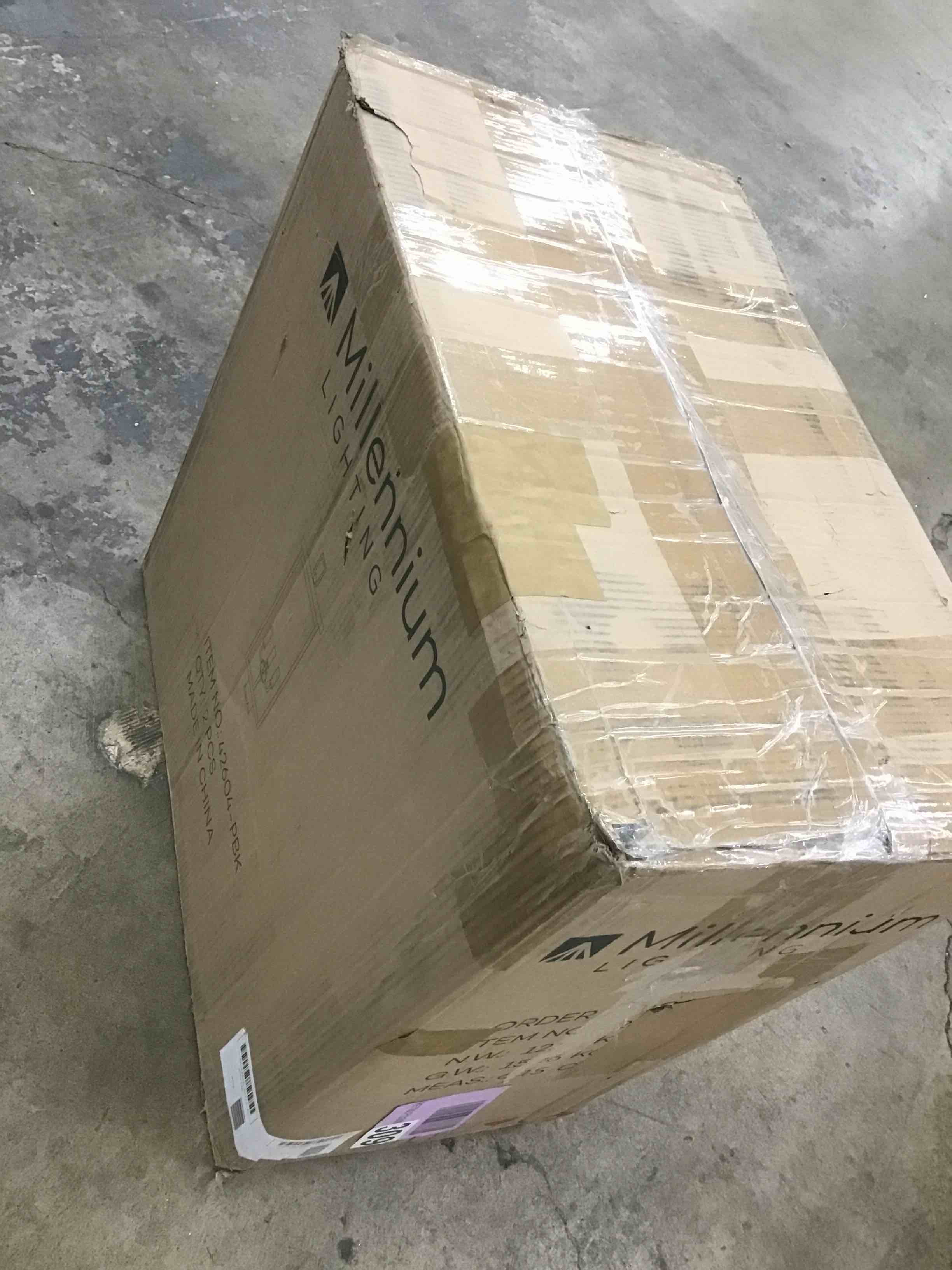 https://s3.amazonaws.com/lotting-images-prod/bidfta/PNK0316434_1746561205873.jpeg