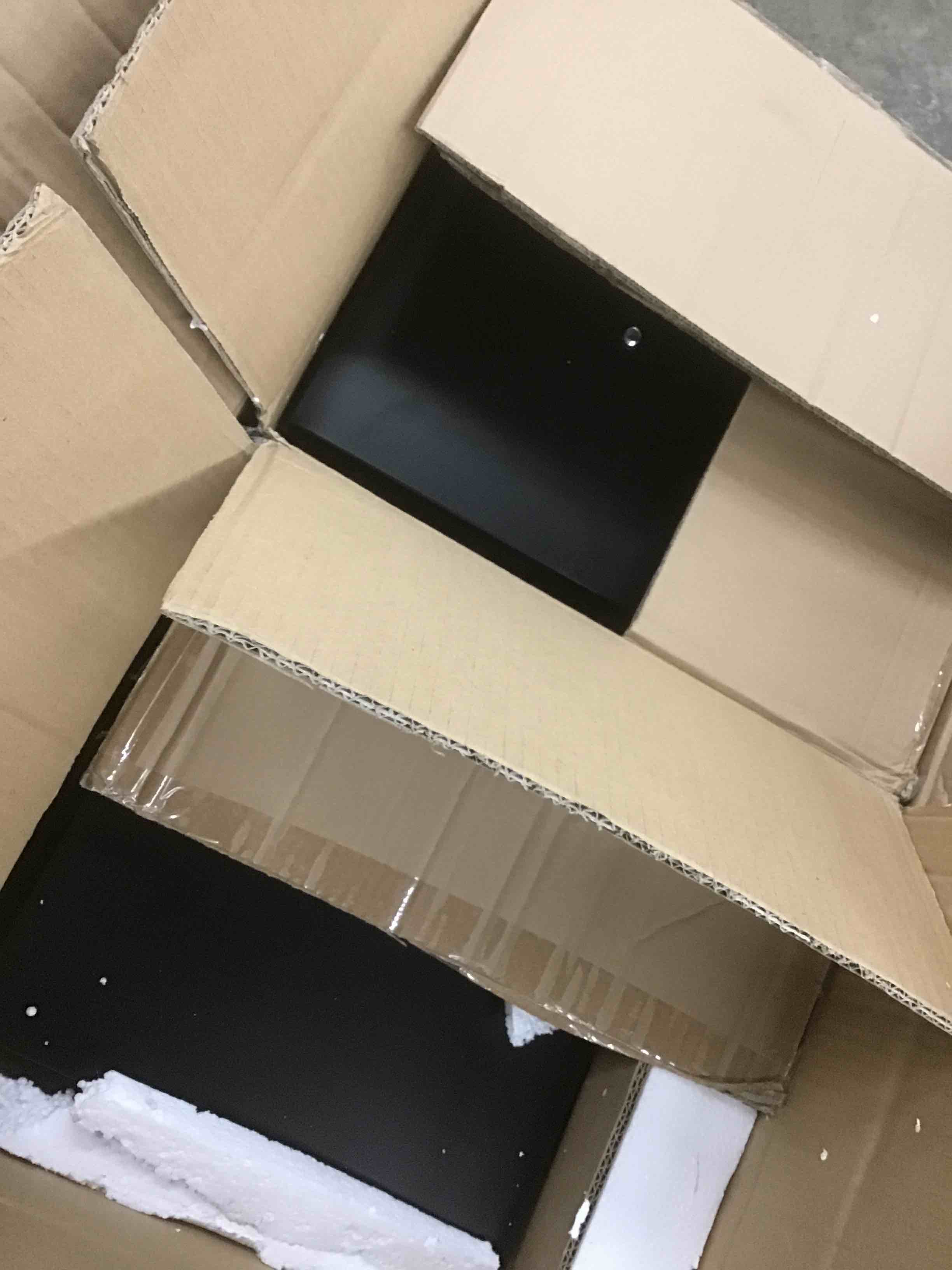 https://s3.amazonaws.com/lotting-images-prod/bidfta/PNK0316434_1746561227255.jpeg