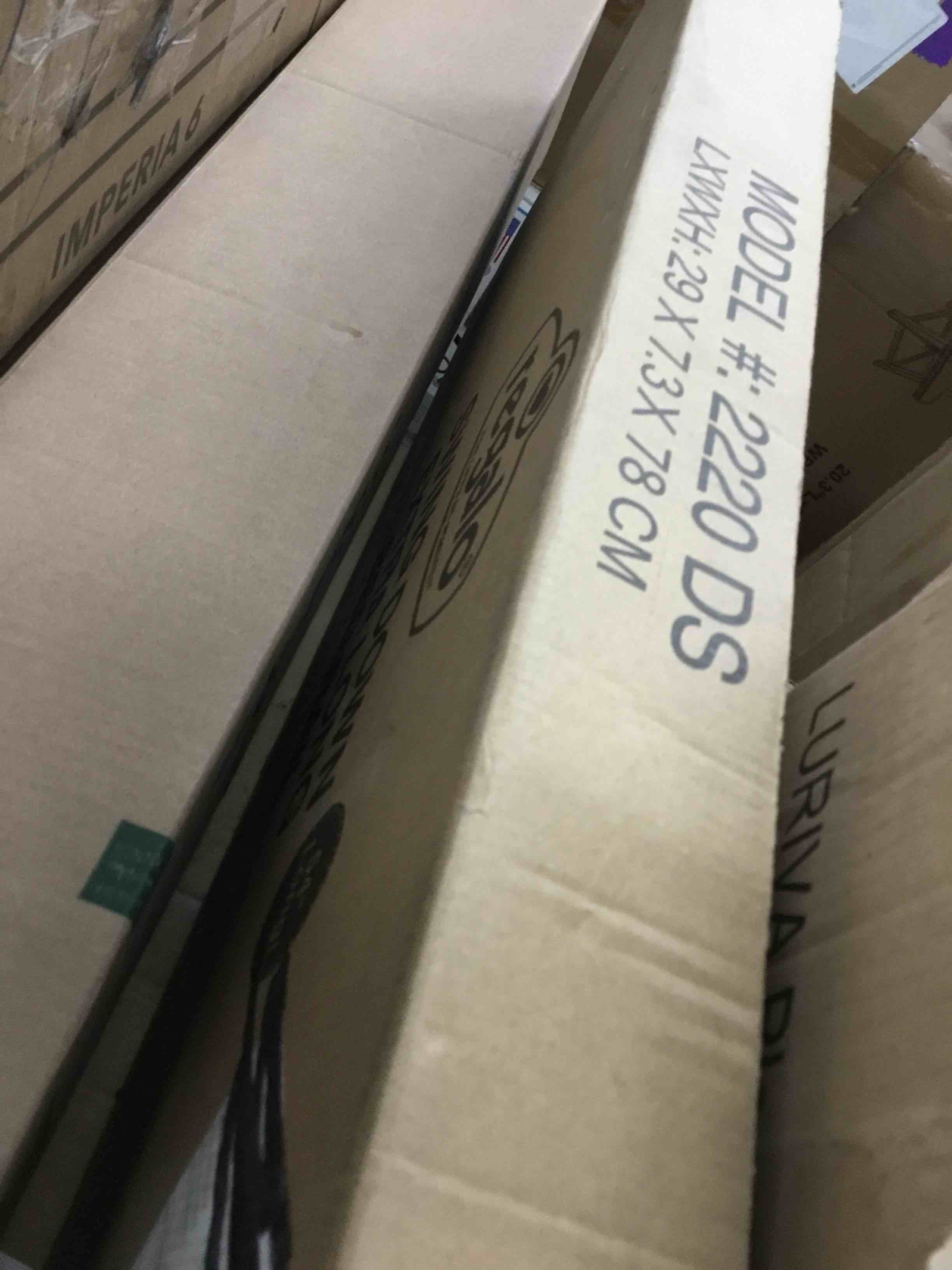 https://s3.amazonaws.com/lotting-images-prod/bidfta/PNK0316825_1743091134234.jpeg