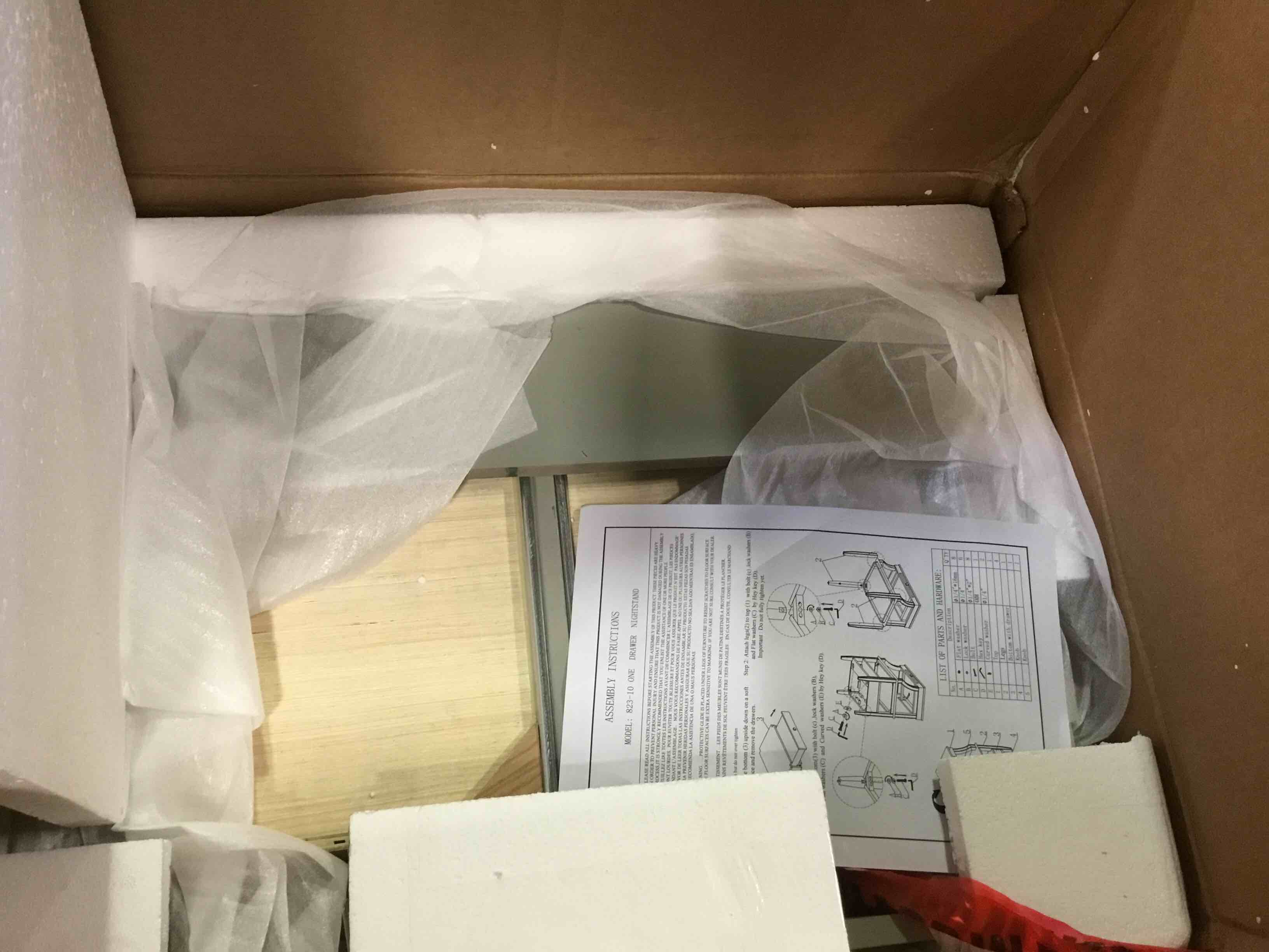 https://s3.amazonaws.com/lotting-images-prod/bidfta/PNK0320102_1728675274634.jpeg