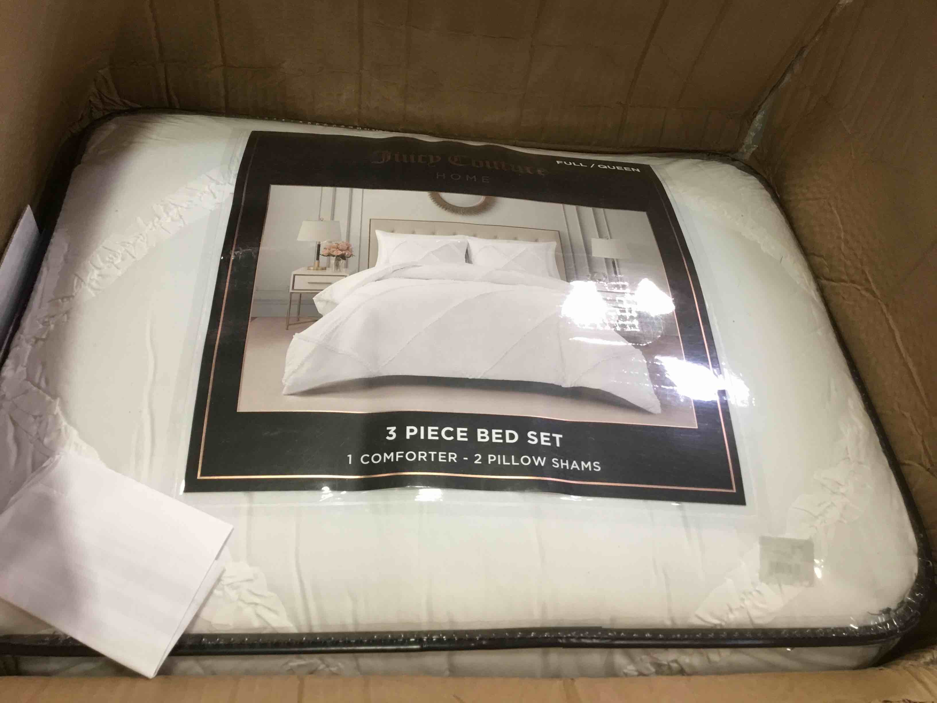 Juicy Couture Diamond Full Queen Comforter Set Ruffle 3Piece