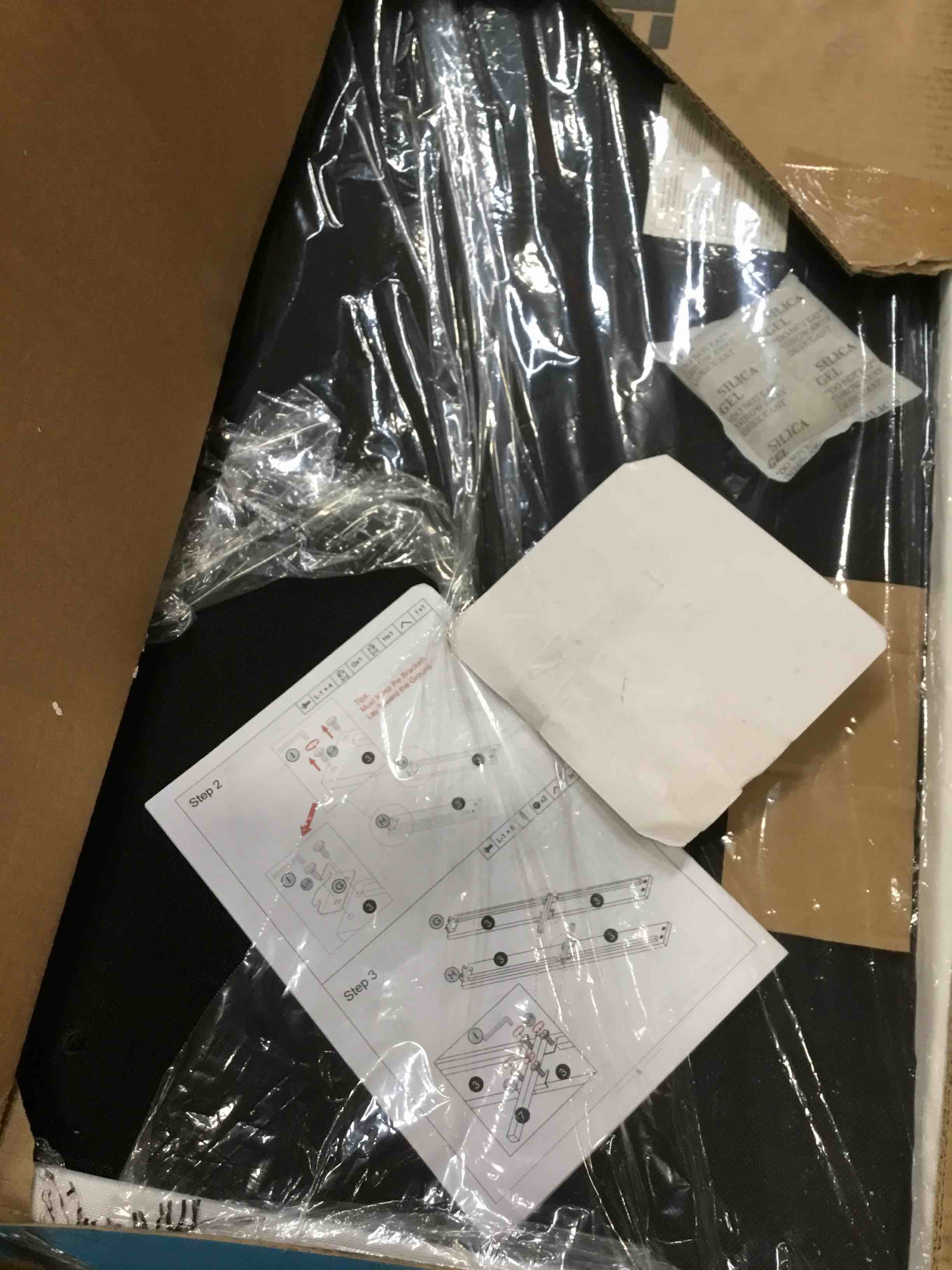 https://s3.amazonaws.com/lotting-images-prod/bidfta/PNK0321059_1728137977600.jpeg