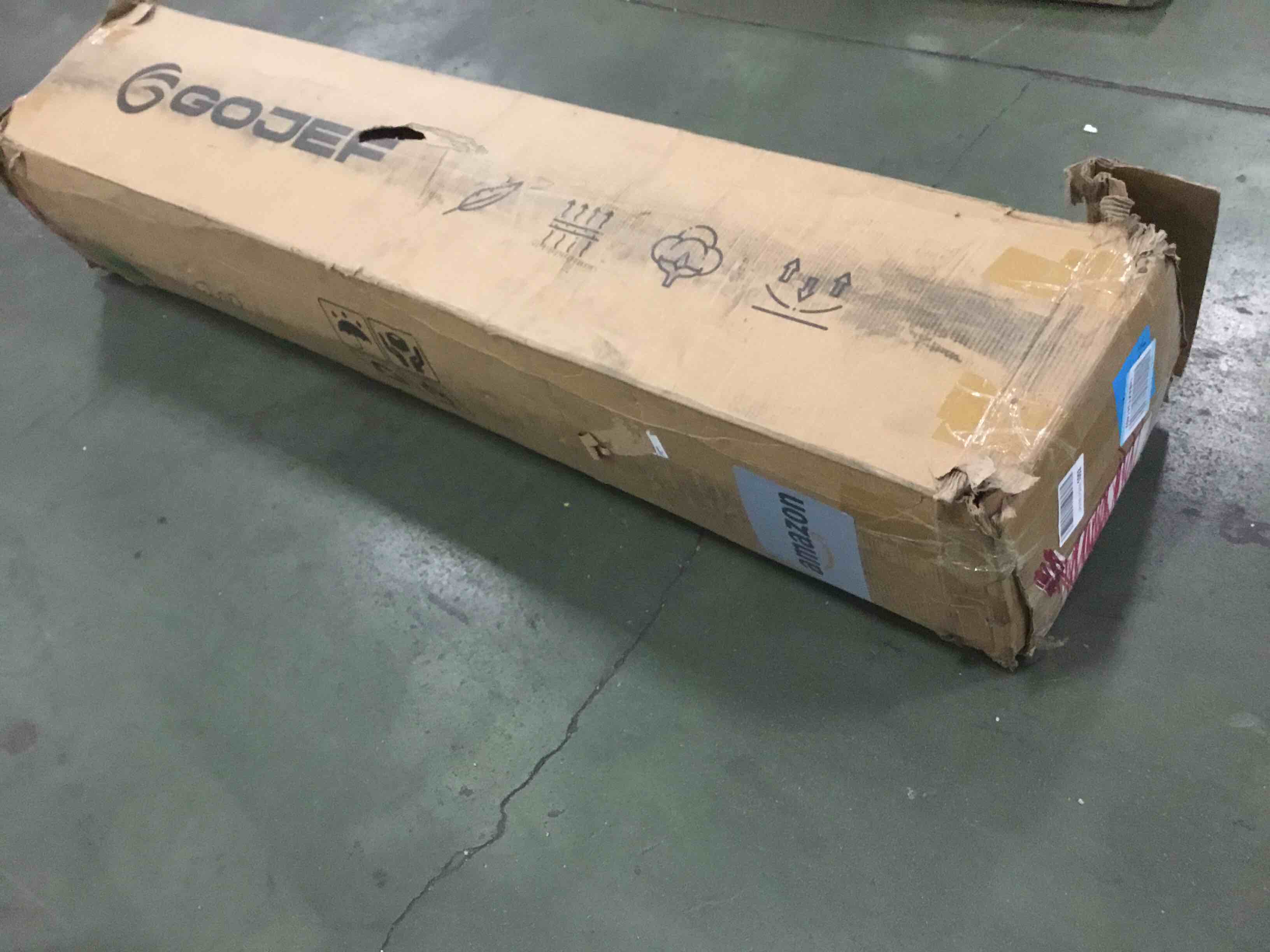 https://s3.amazonaws.com/lotting-images-prod/bidfta/PNK0322497_1729945774397.jpeg