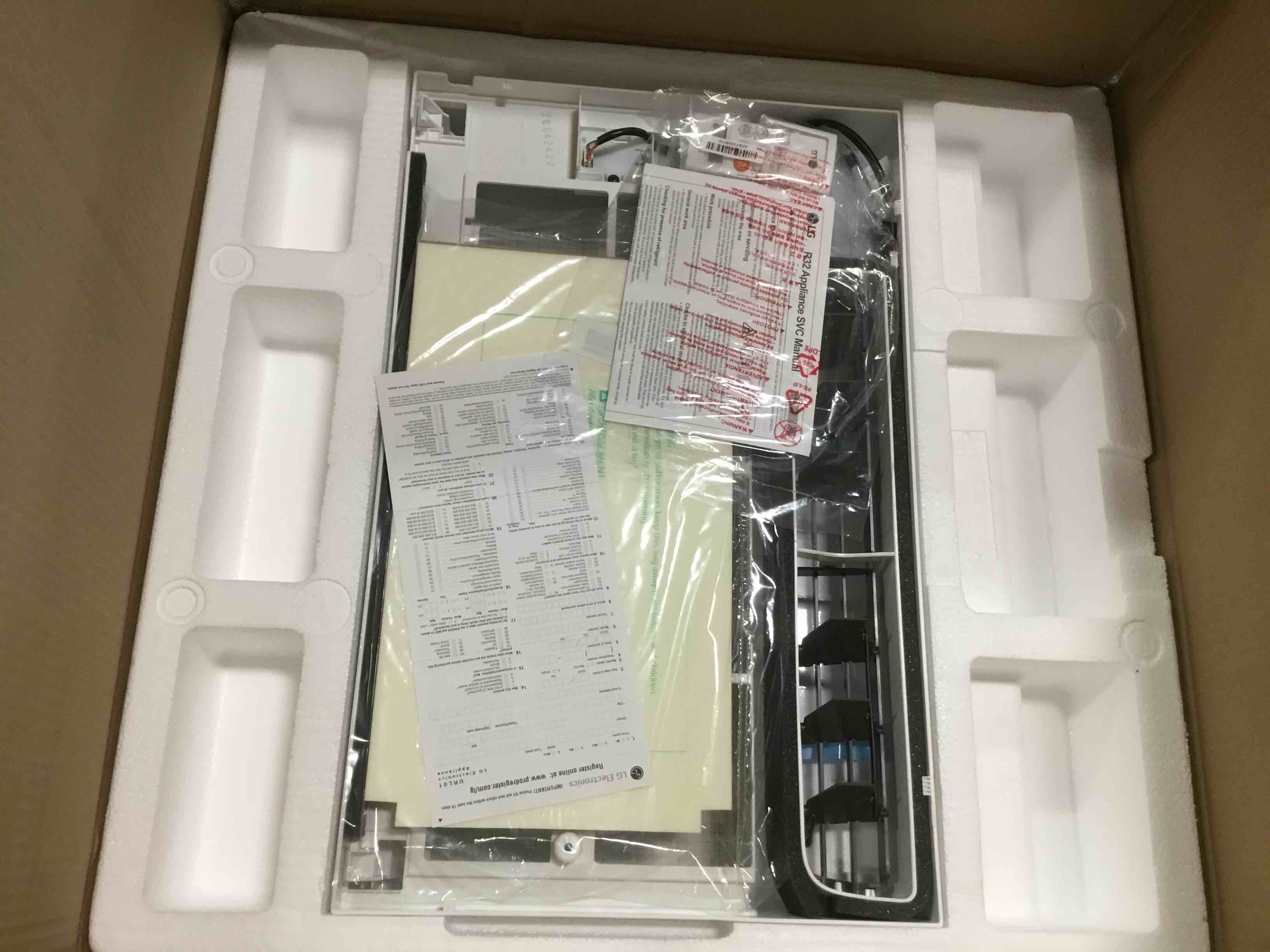 https://s3.amazonaws.com/lotting-images-prod/bidfta/PNK0323890_1728742911000.jpeg