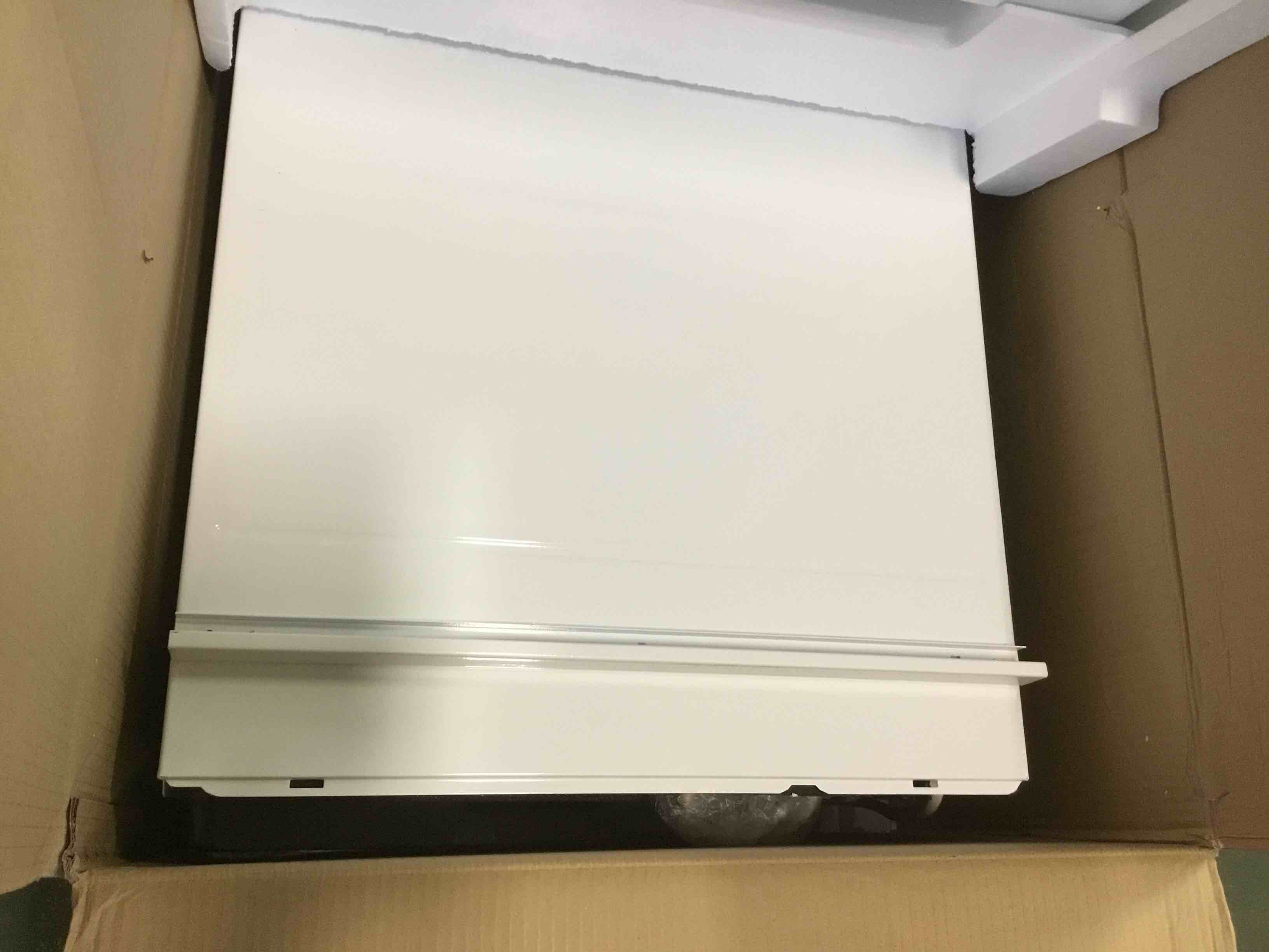 https://s3.amazonaws.com/lotting-images-prod/bidfta/PNK0323890_1728742924266.jpeg